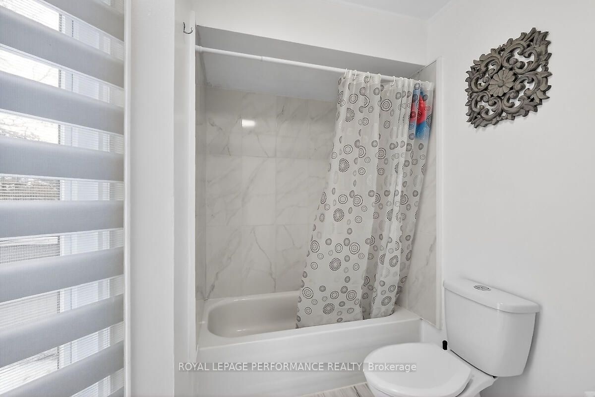 42 Compata Way 28 Property Photo 25
