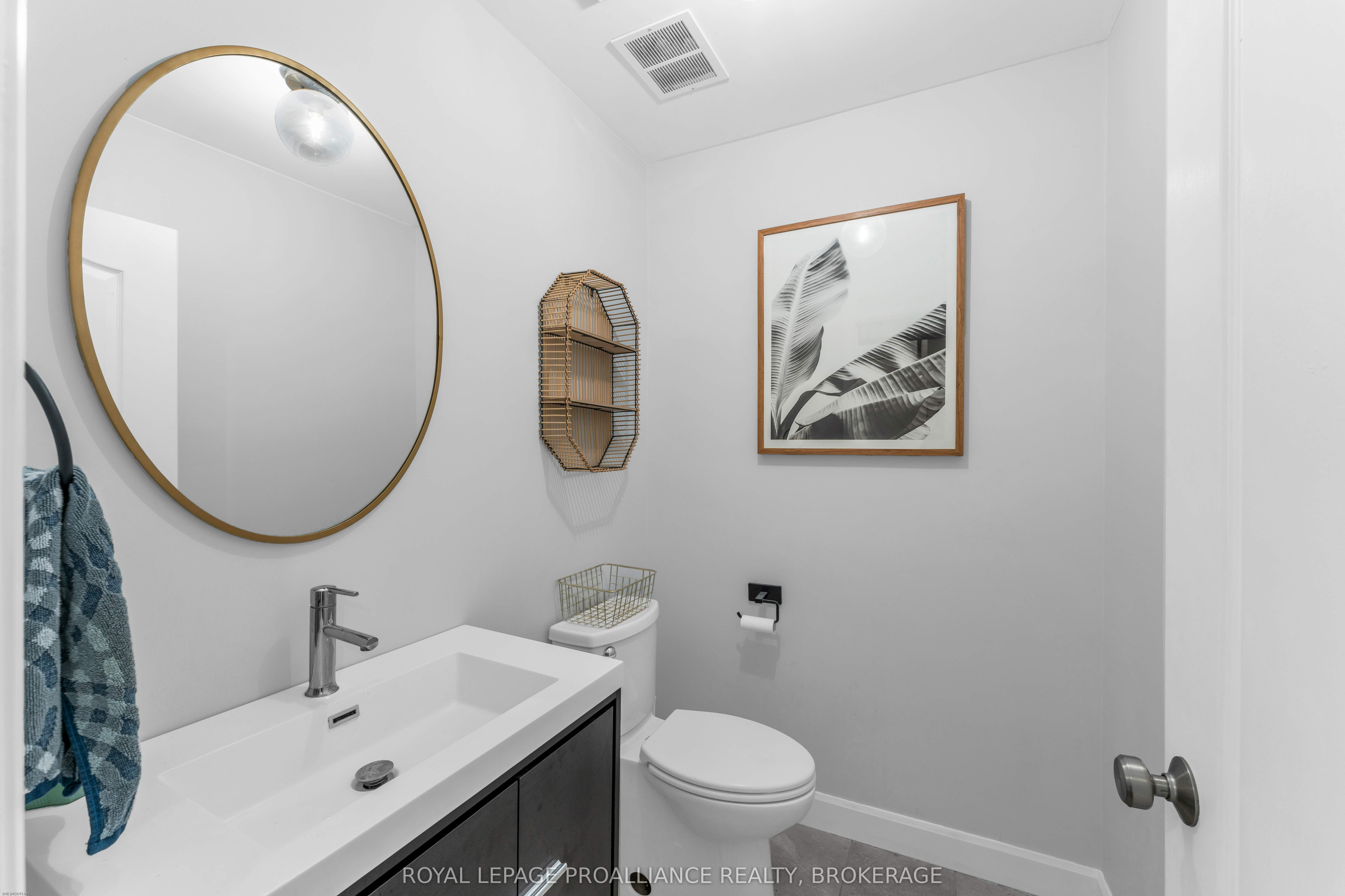 1901 Sydenham Road Property Photo 19
