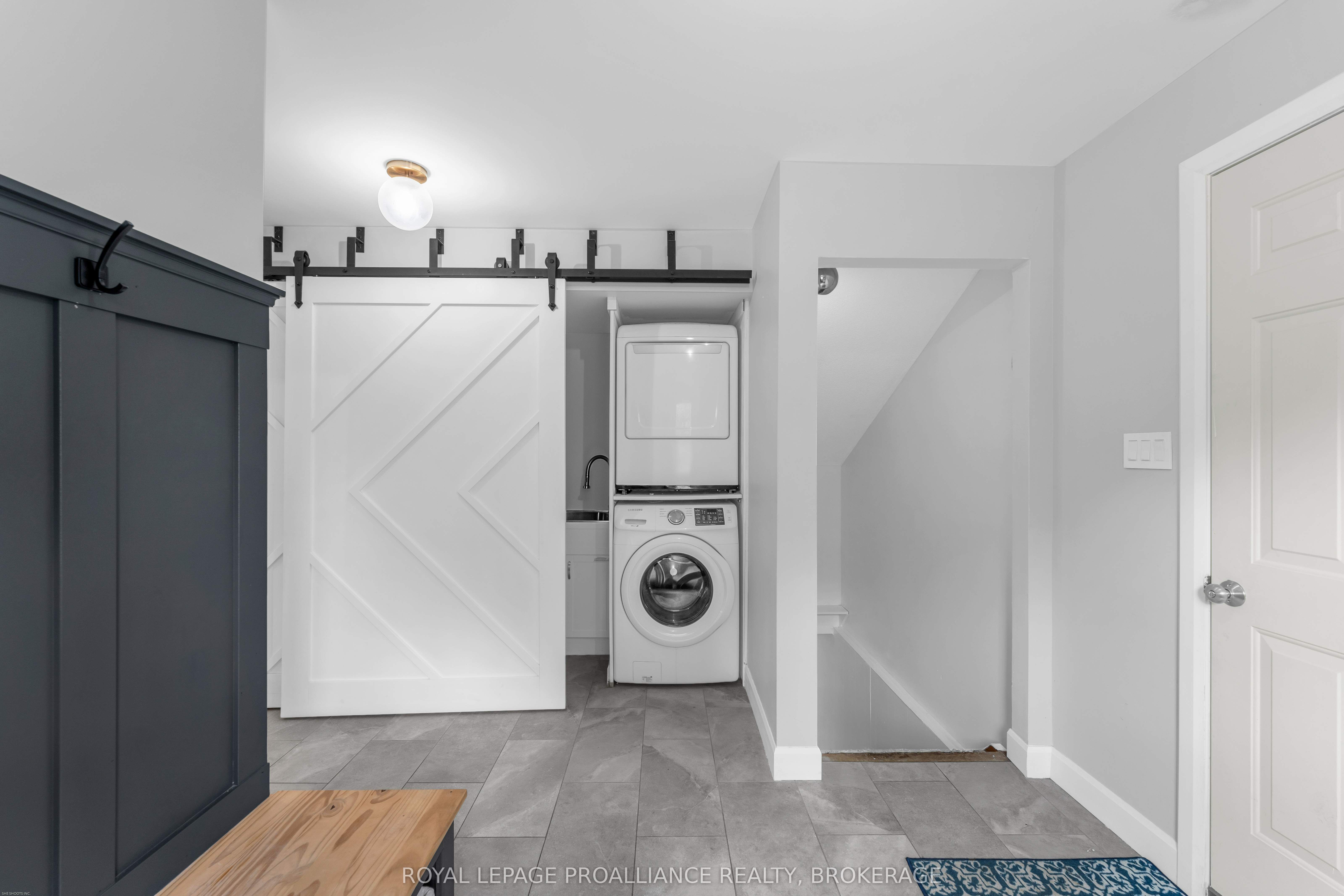 1901 Sydenham Road Property Photo 20