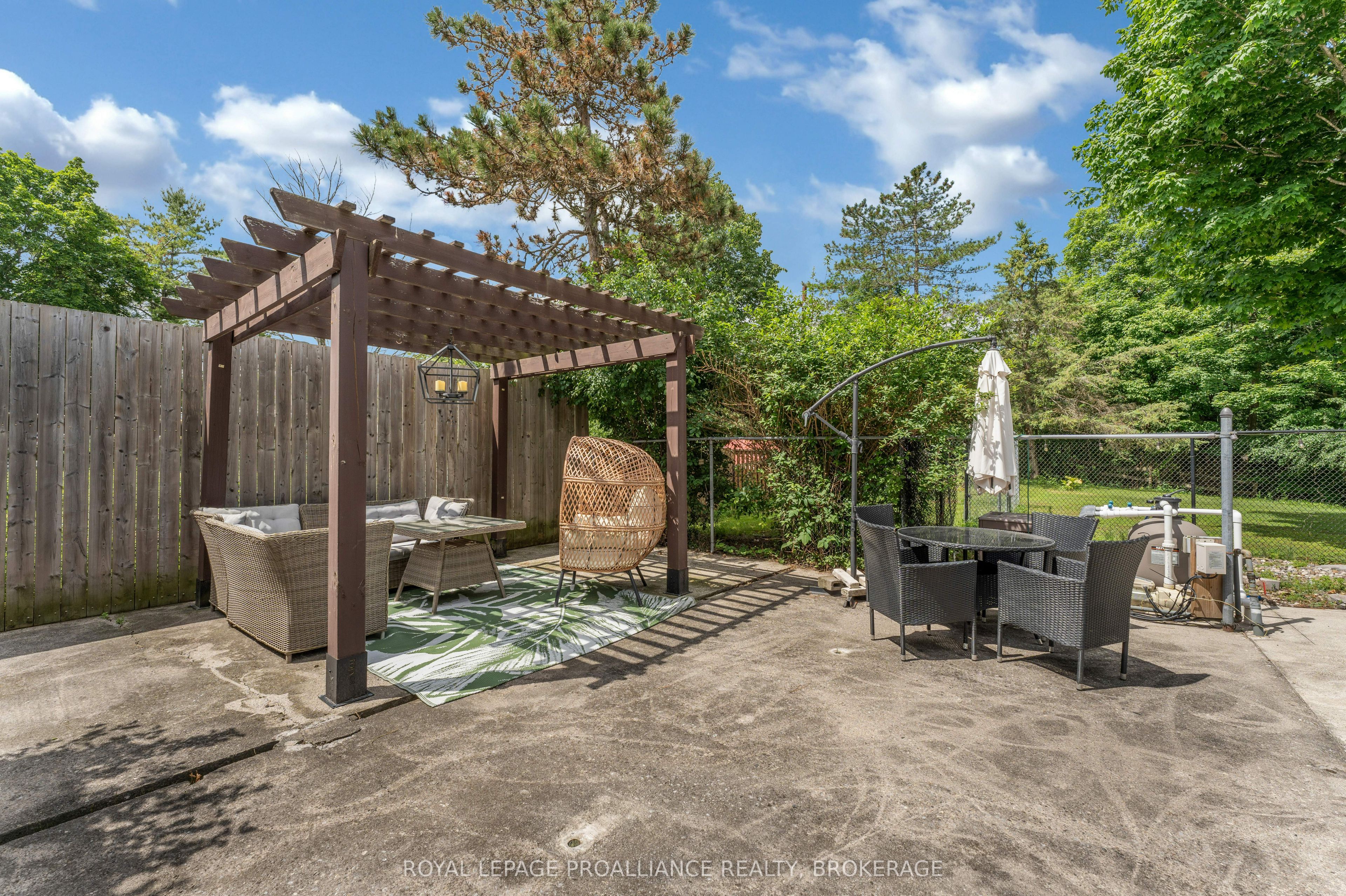 1901 Sydenham Road Property Photo 41