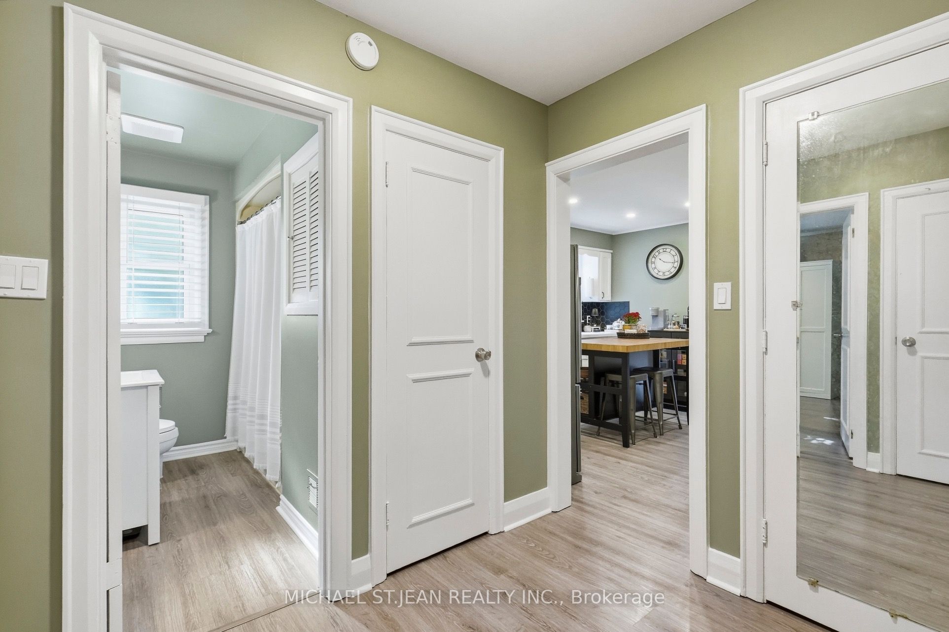 36 Pottruff Road Property Photo 16