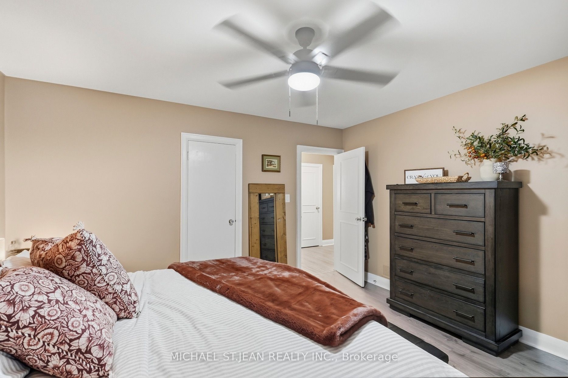 36 Pottruff Road Property Photo 20