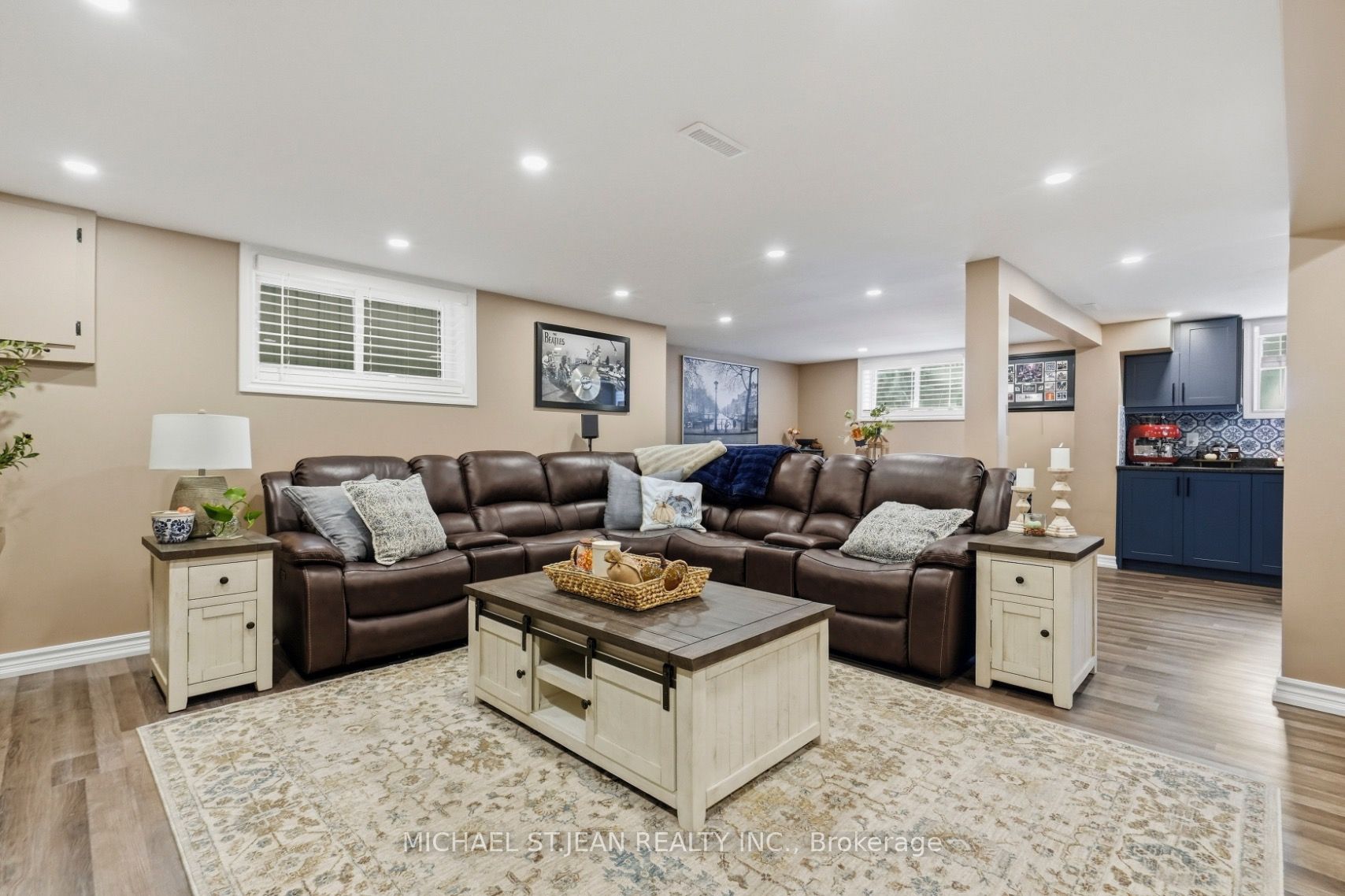 36 Pottruff Road Property Photo 23