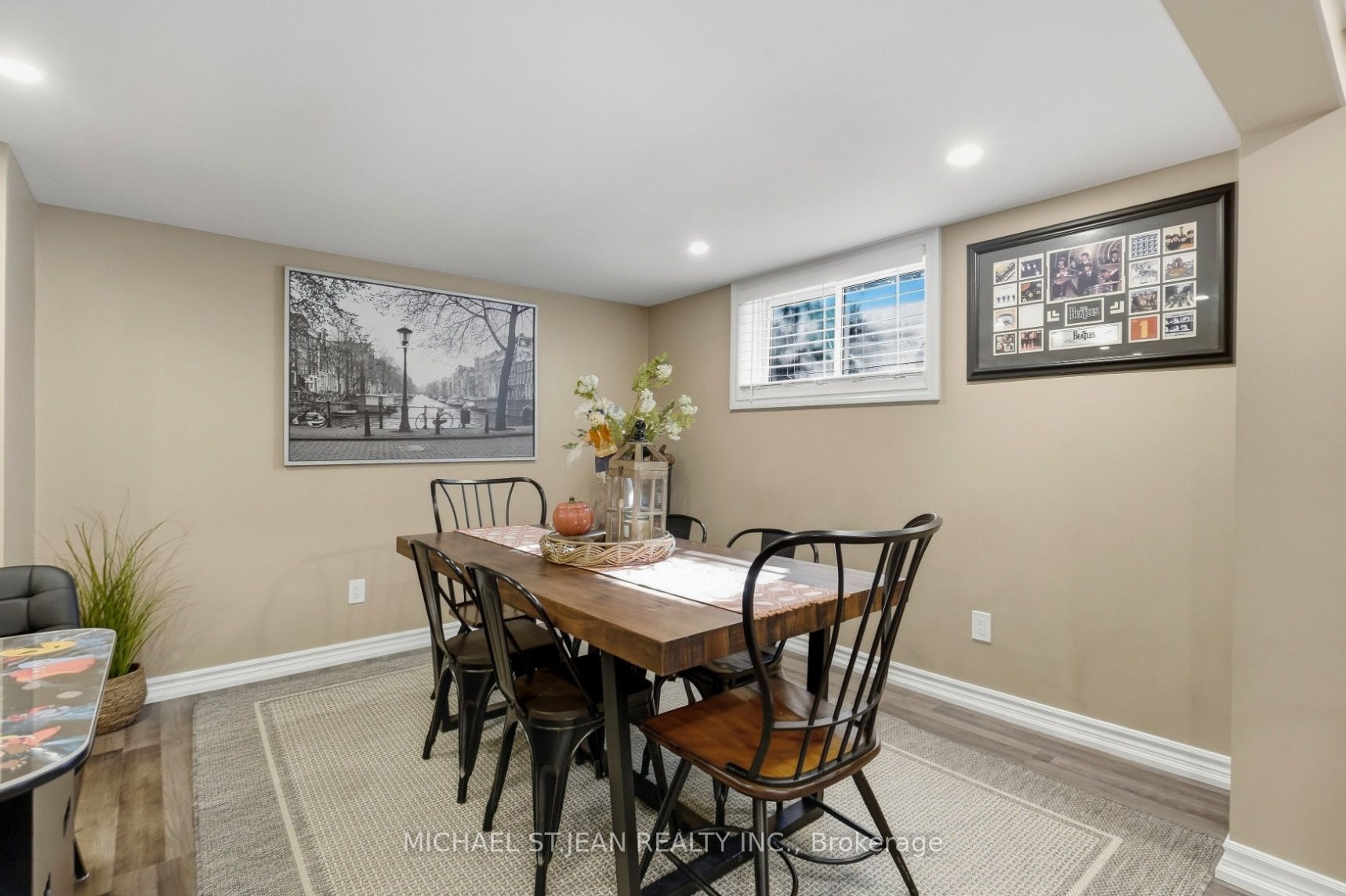36 Pottruff Road Property Photo 25