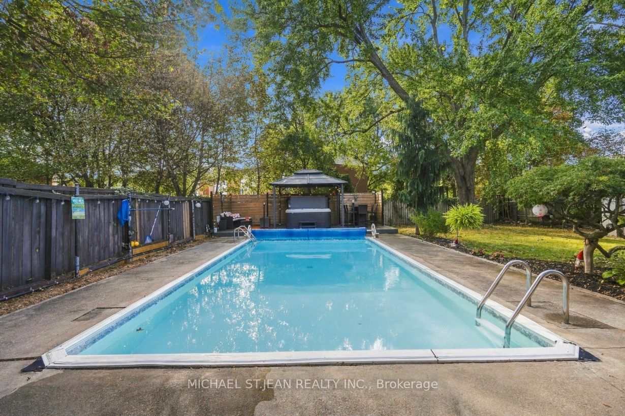 36 Pottruff Road Property Photo 36