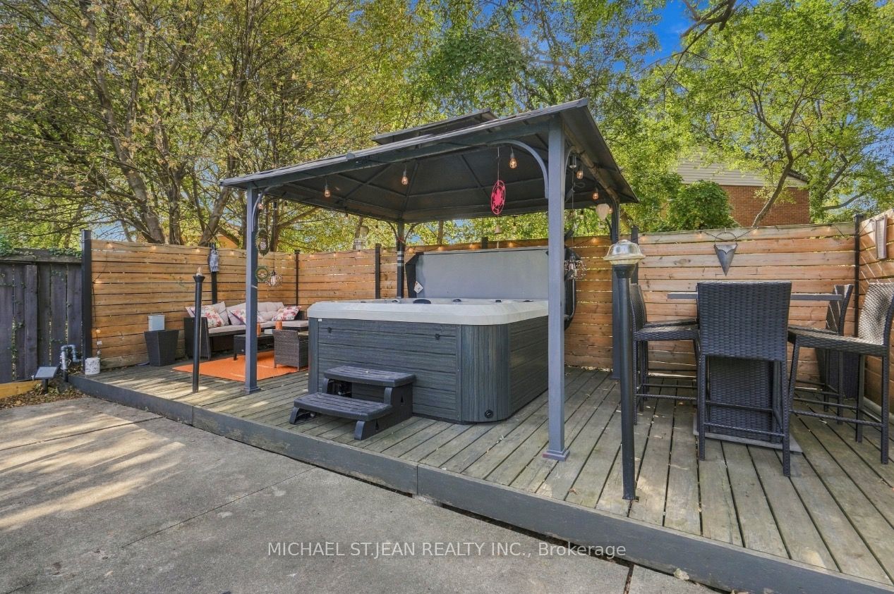 36 Pottruff Road Property Photo 41