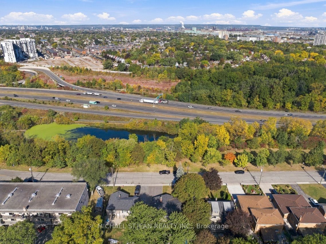 36 Pottruff Road Property Photo 48