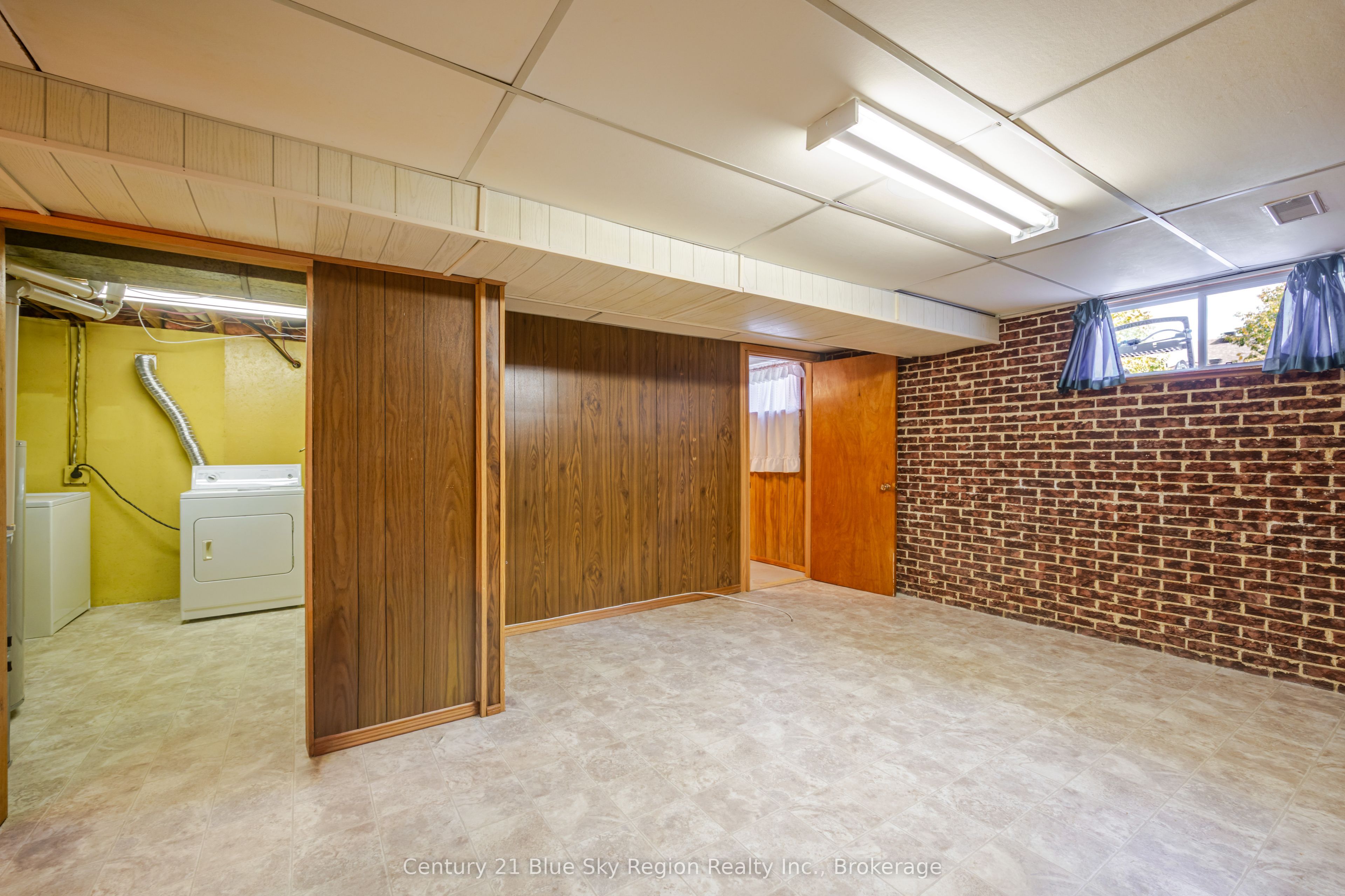 430 Aubrey Street Property Photo 21