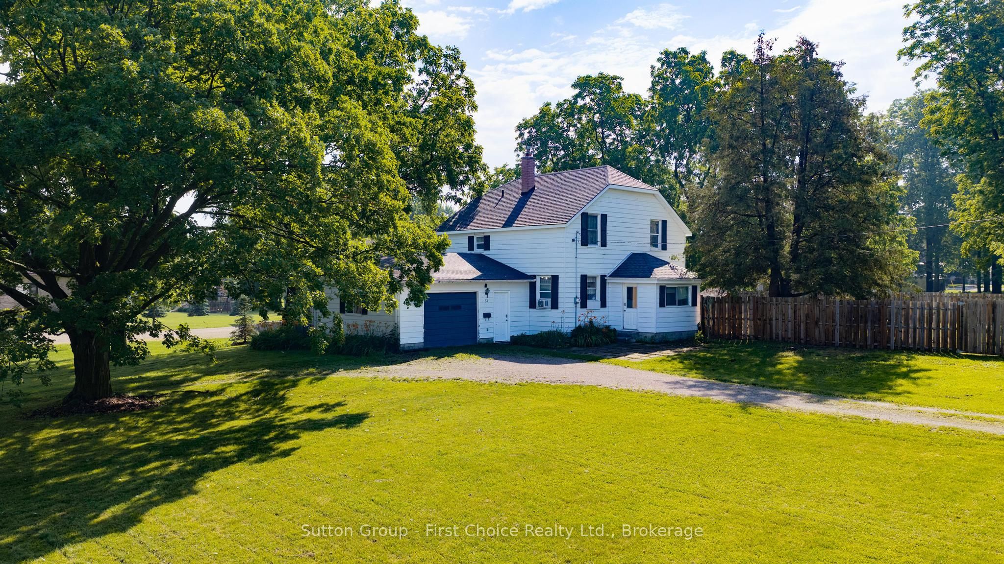 33 Bayfield Street Property Photo 1