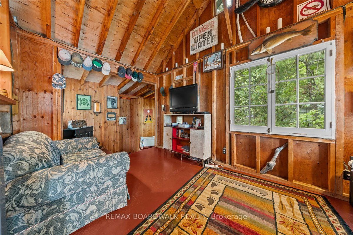 648 Bellows Bay Point Property Photo 22