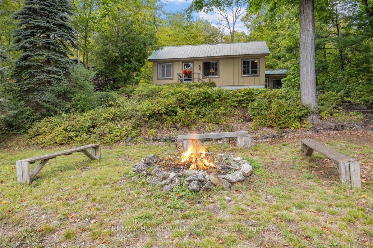 648 Bellows Bay Point Property Photo 33