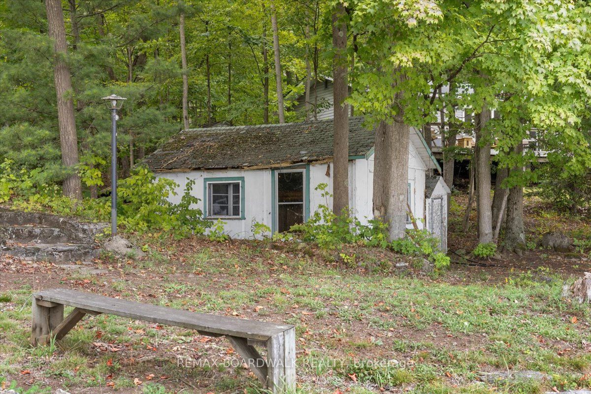 648 Bellows Bay Point Property Photo 35