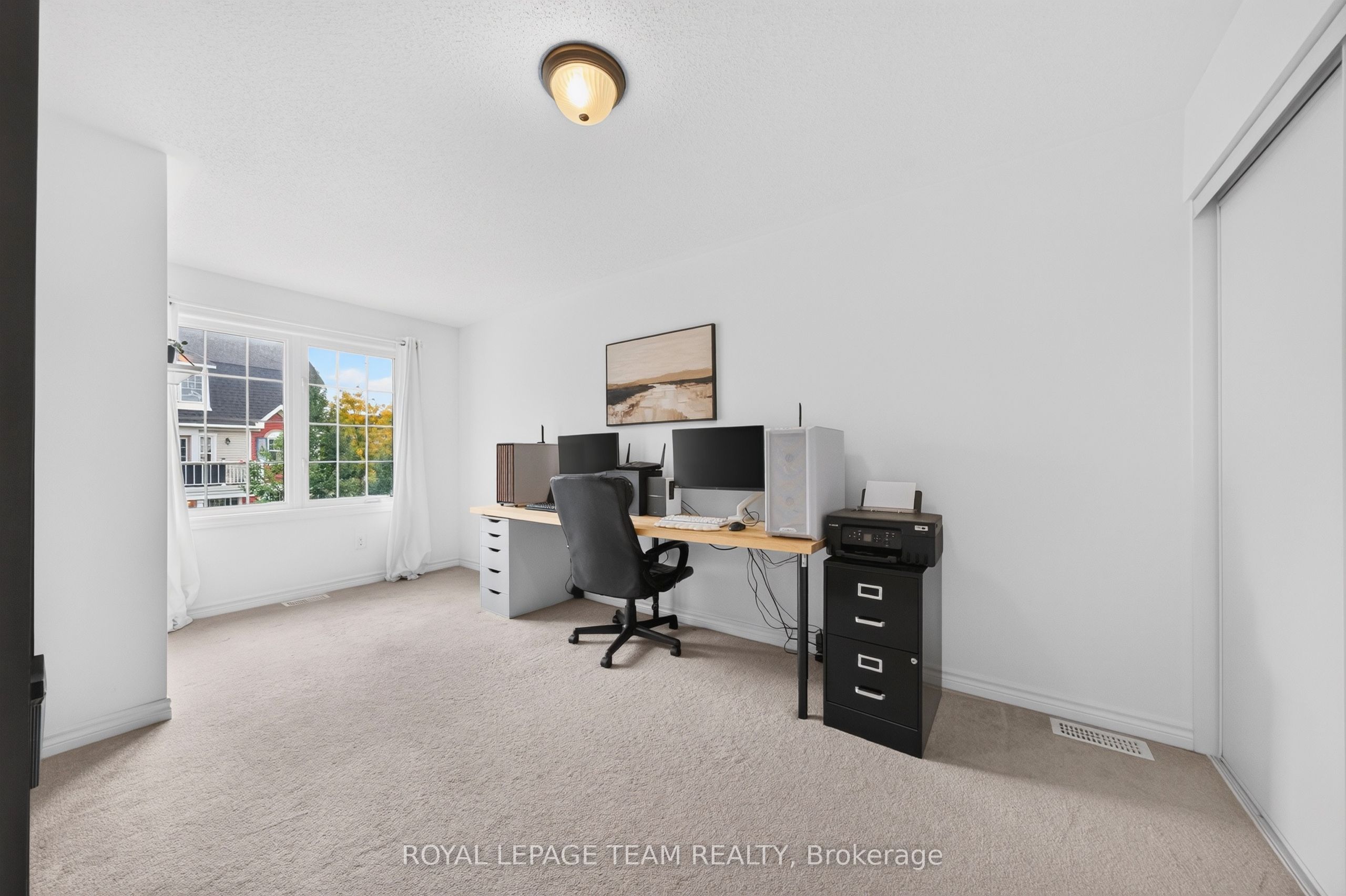 517 Foxlight Circle Property Photo 14