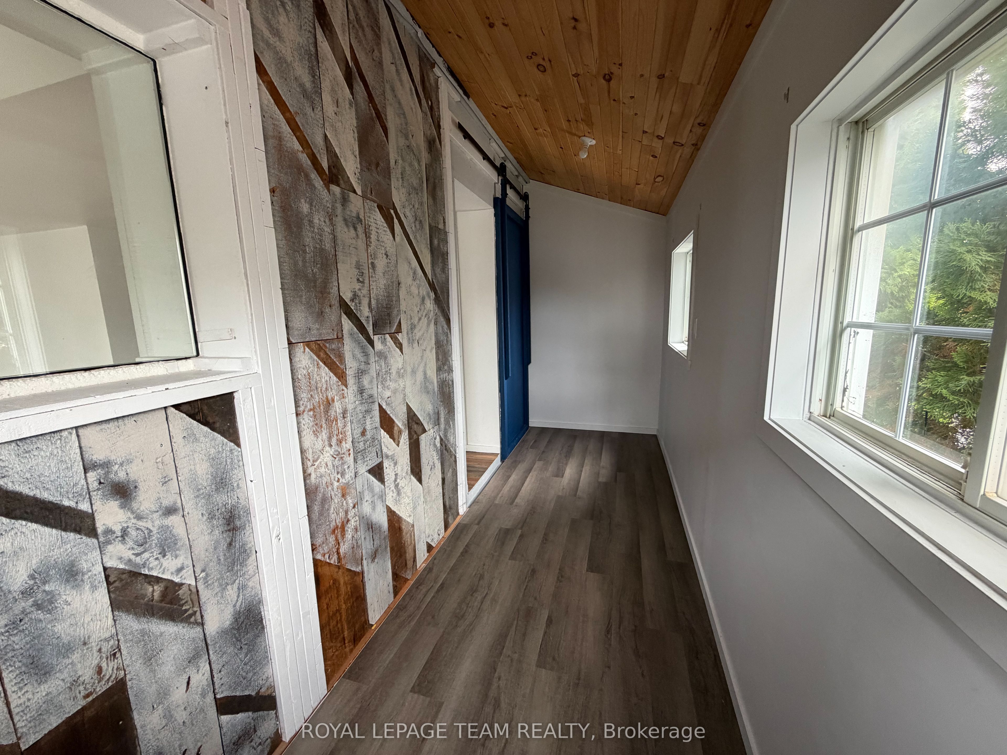 27 Poplar Street Property Photo 3
