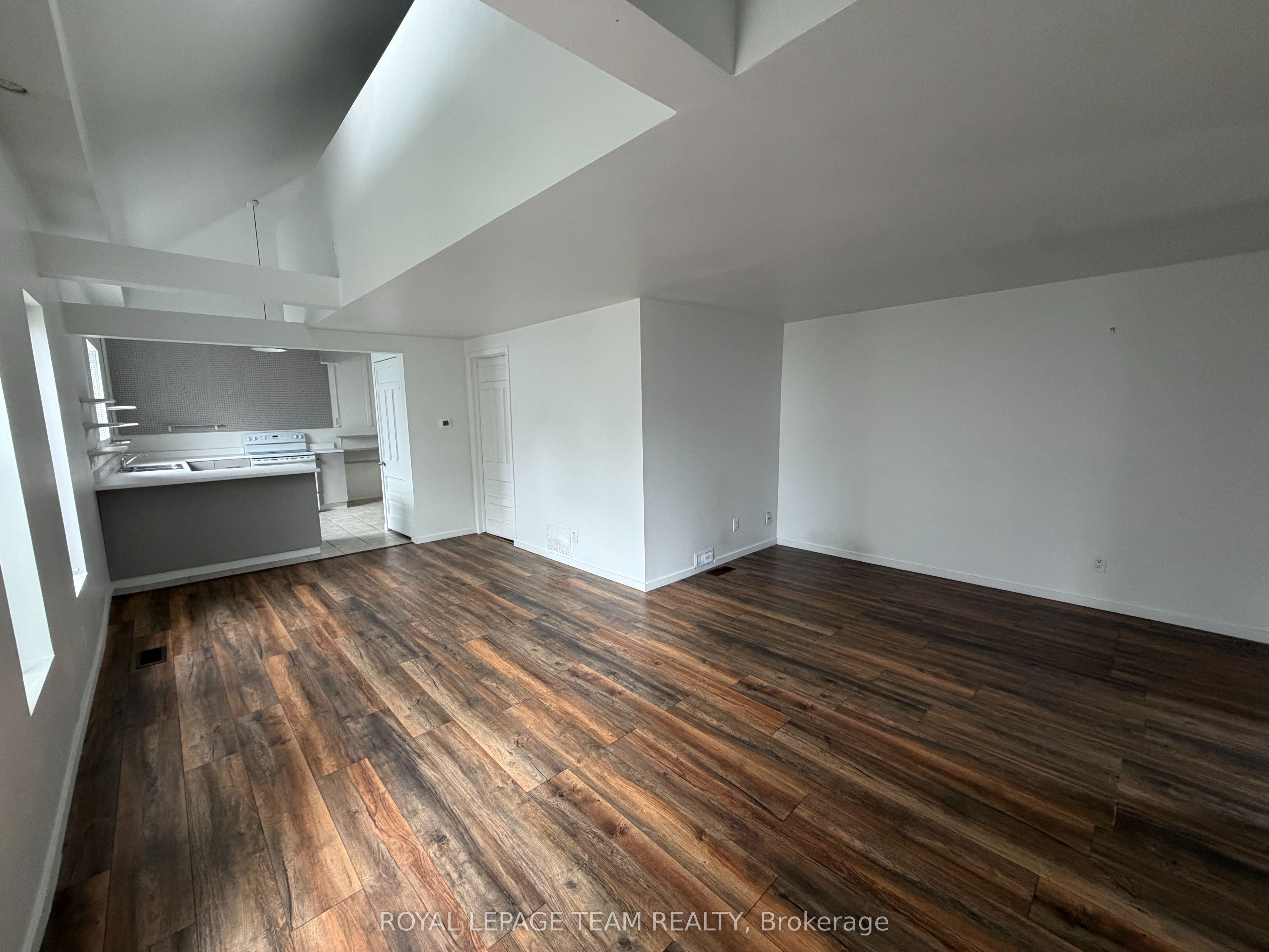 27 Poplar Street Property Photo 5