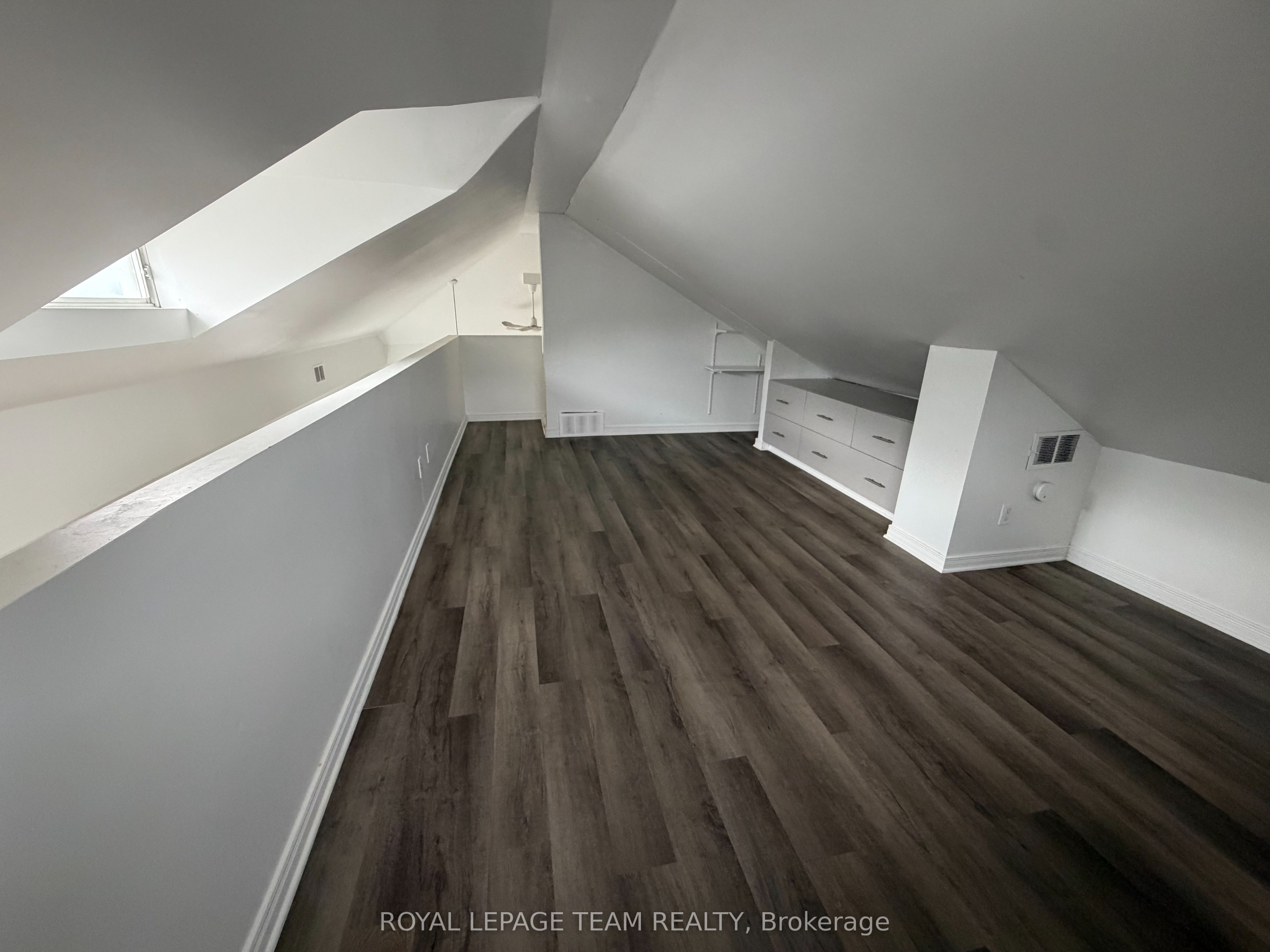 27 Poplar Street Property Photo 15