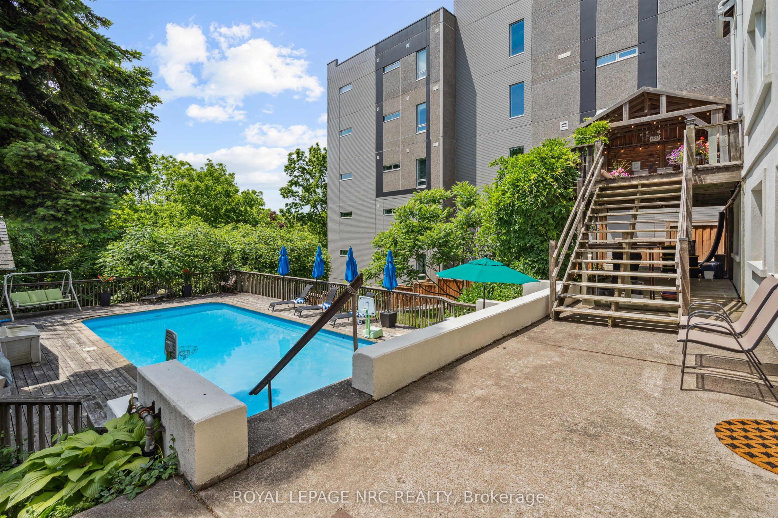 75 Yates Street Property Photo 43