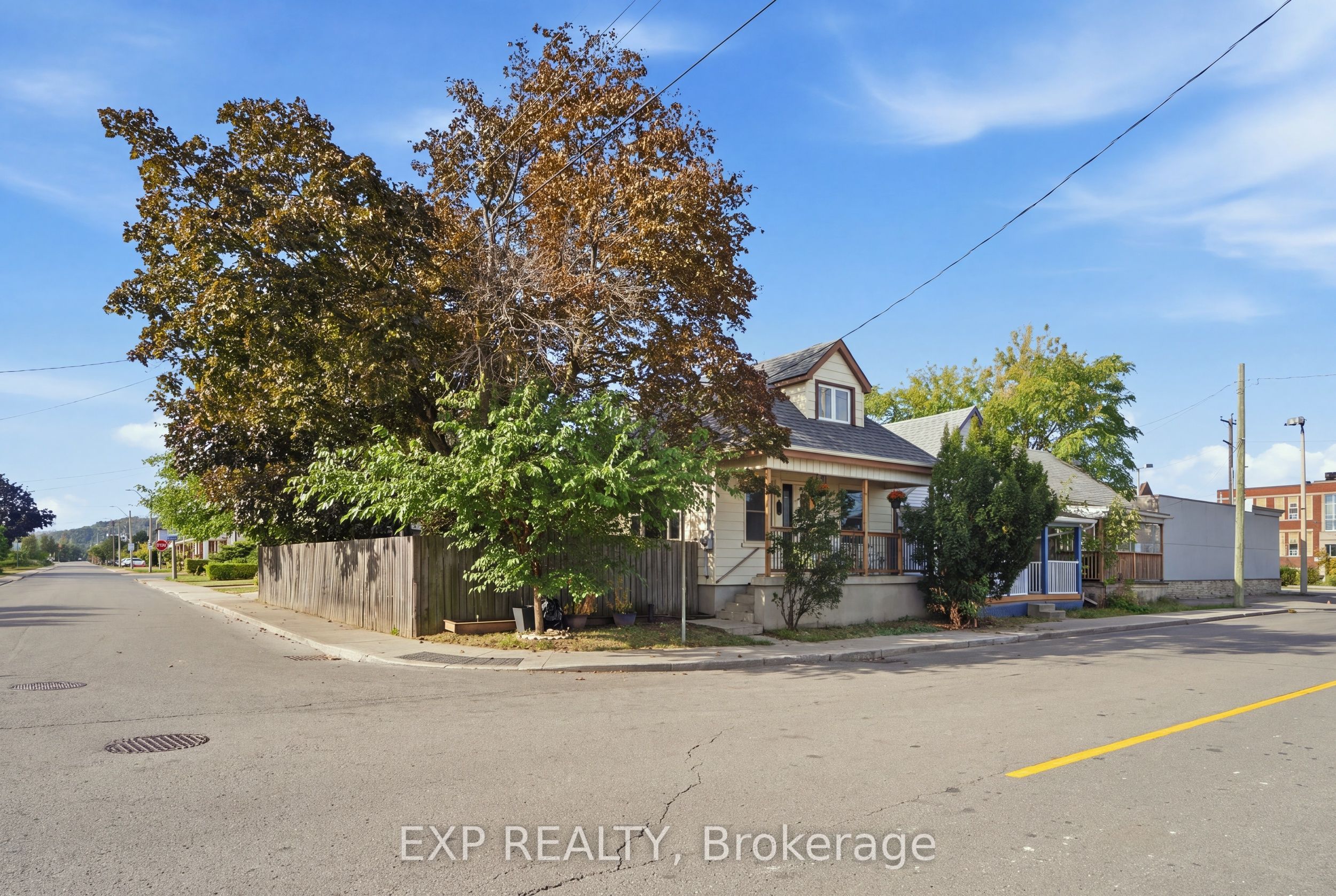 264 Britannia Avenue Property Photo 5