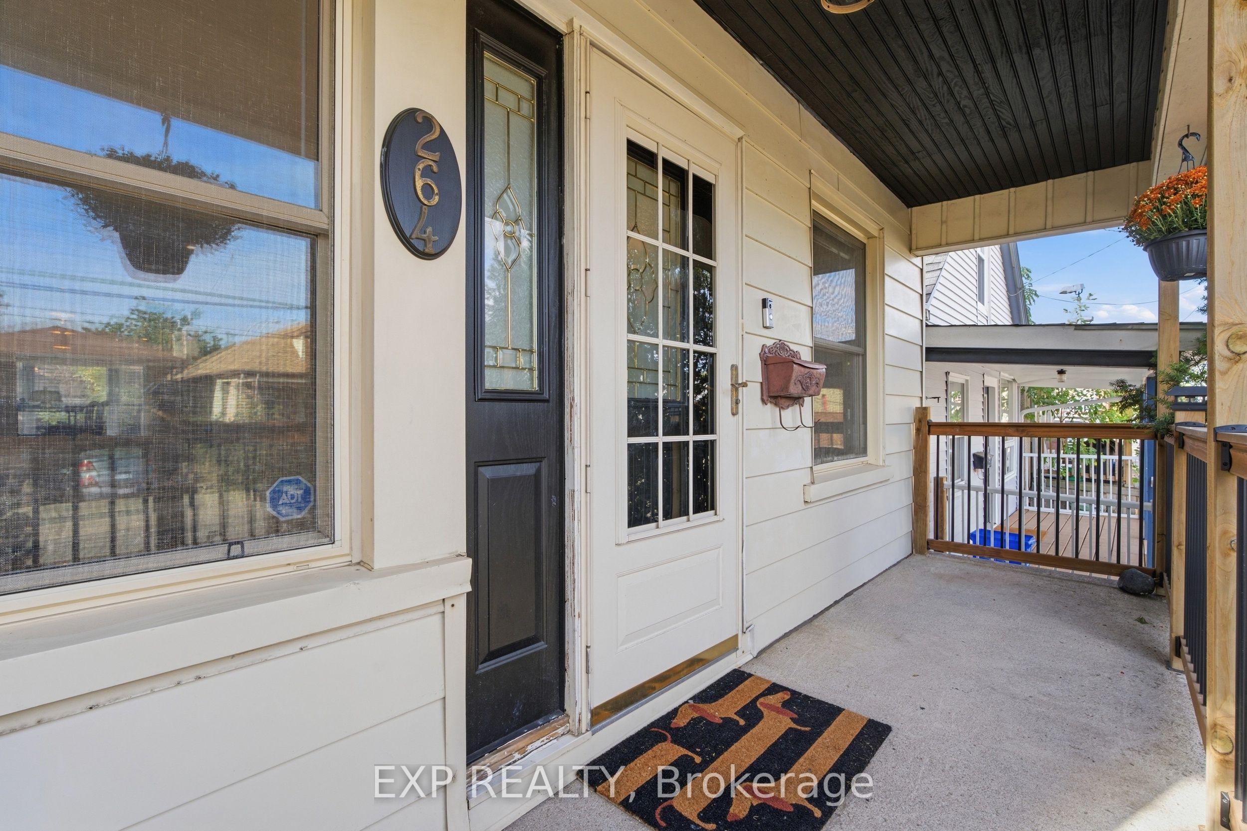 264 Britannia Avenue Property Photo 6