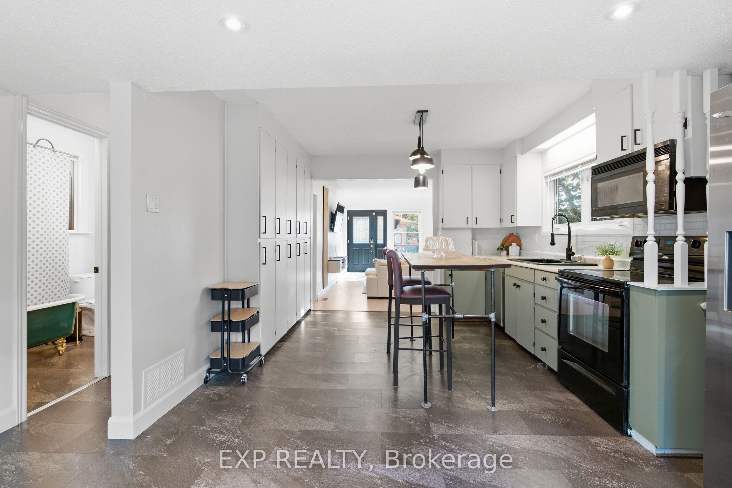 264 Britannia Avenue Property Photo 17