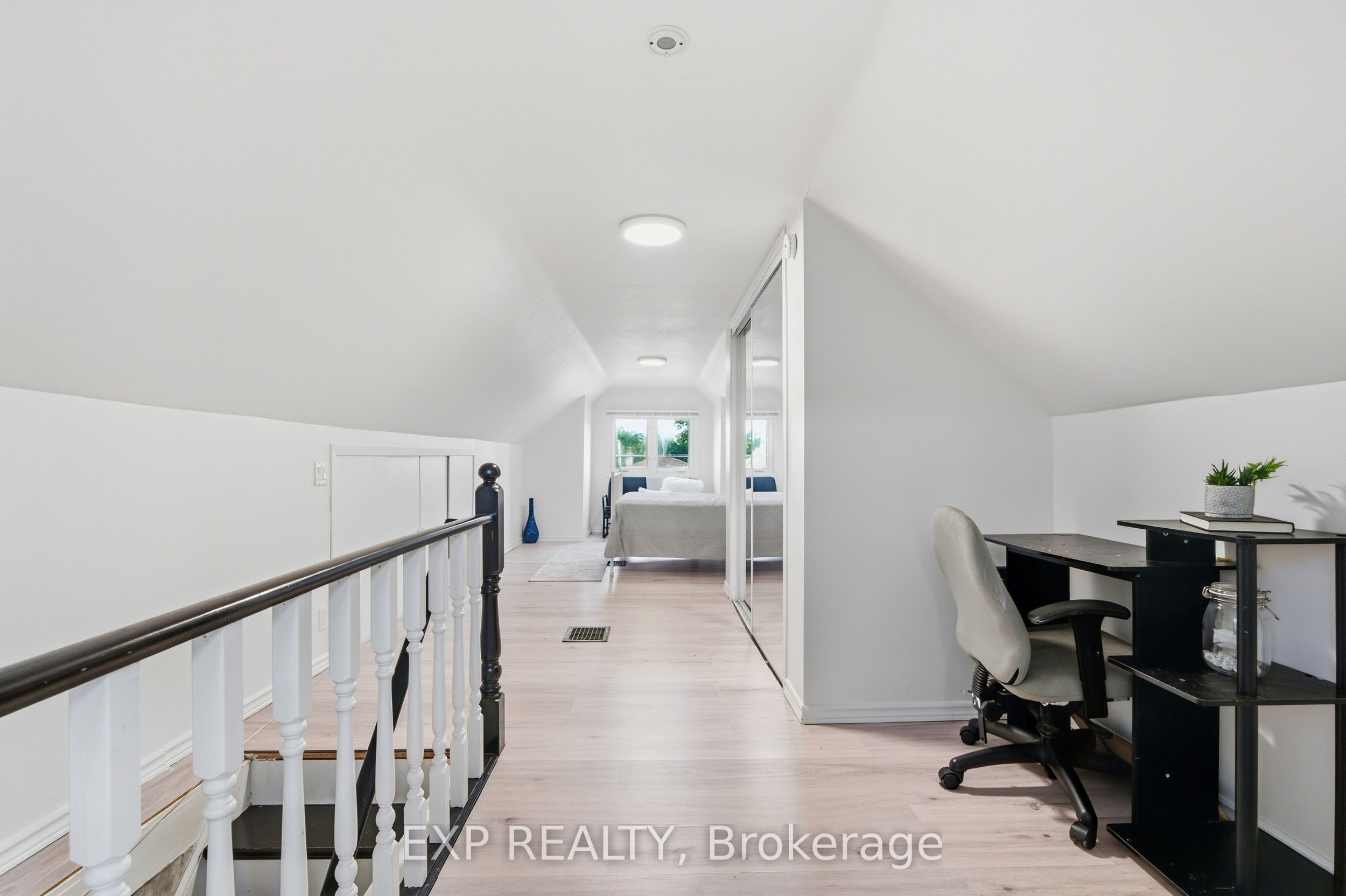 264 Britannia Avenue Property Photo 20
