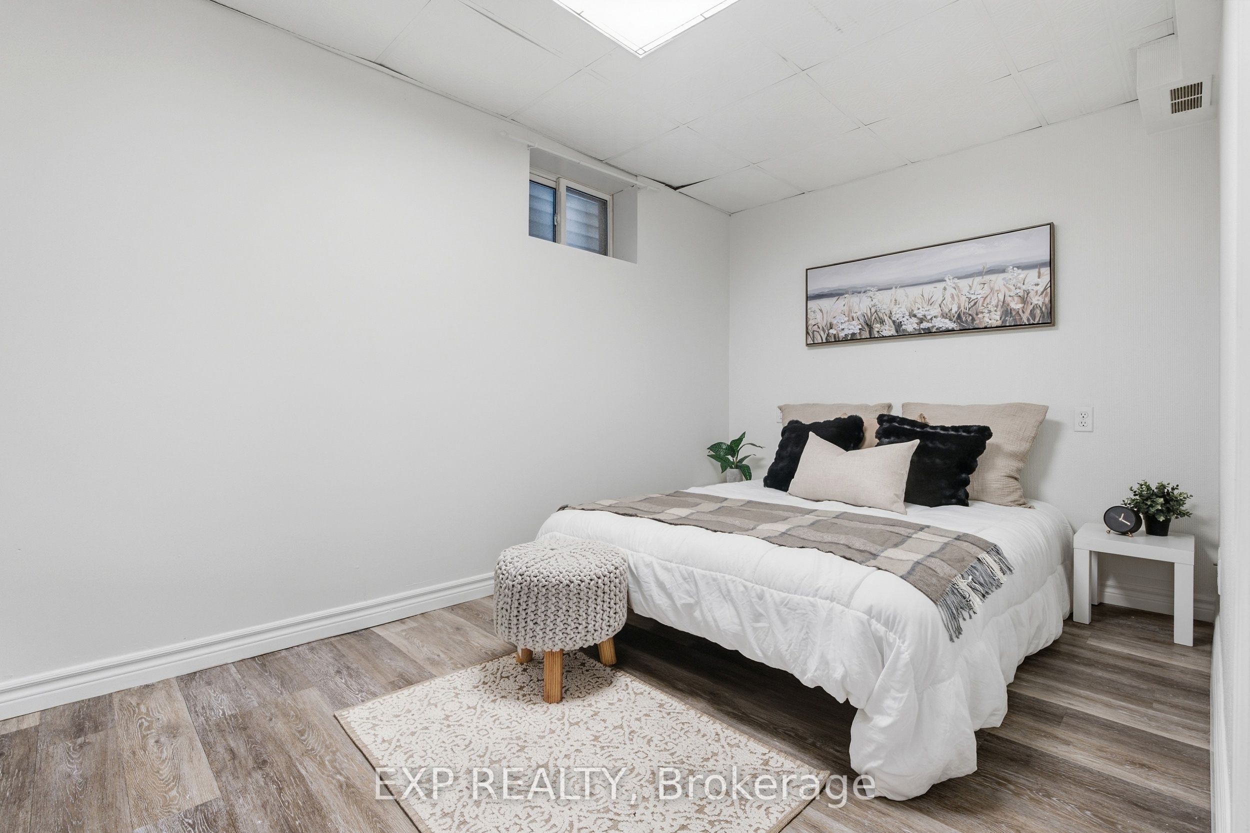 264 Britannia Avenue Property Photo 27