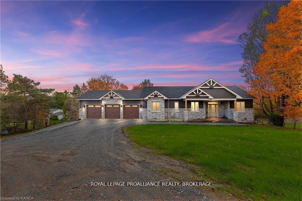 1888 Sunbury Road Property Photo 1