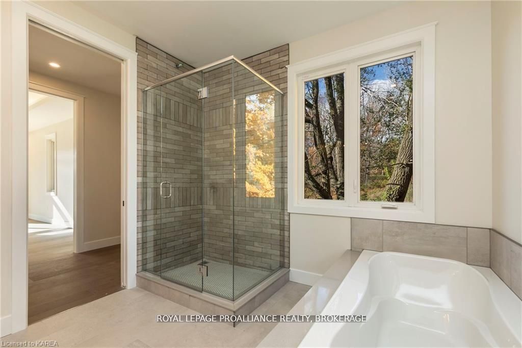 1888 Sunbury Road Property Photo 20