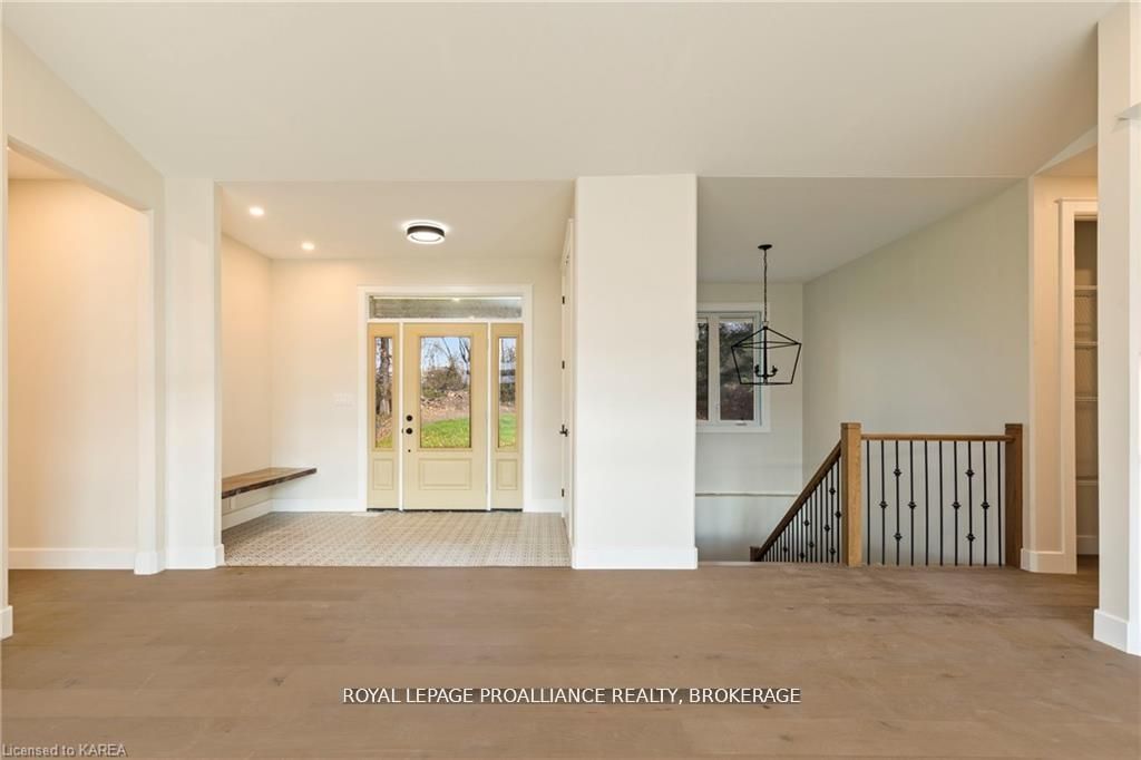 1888 Sunbury Road Property Photo 21