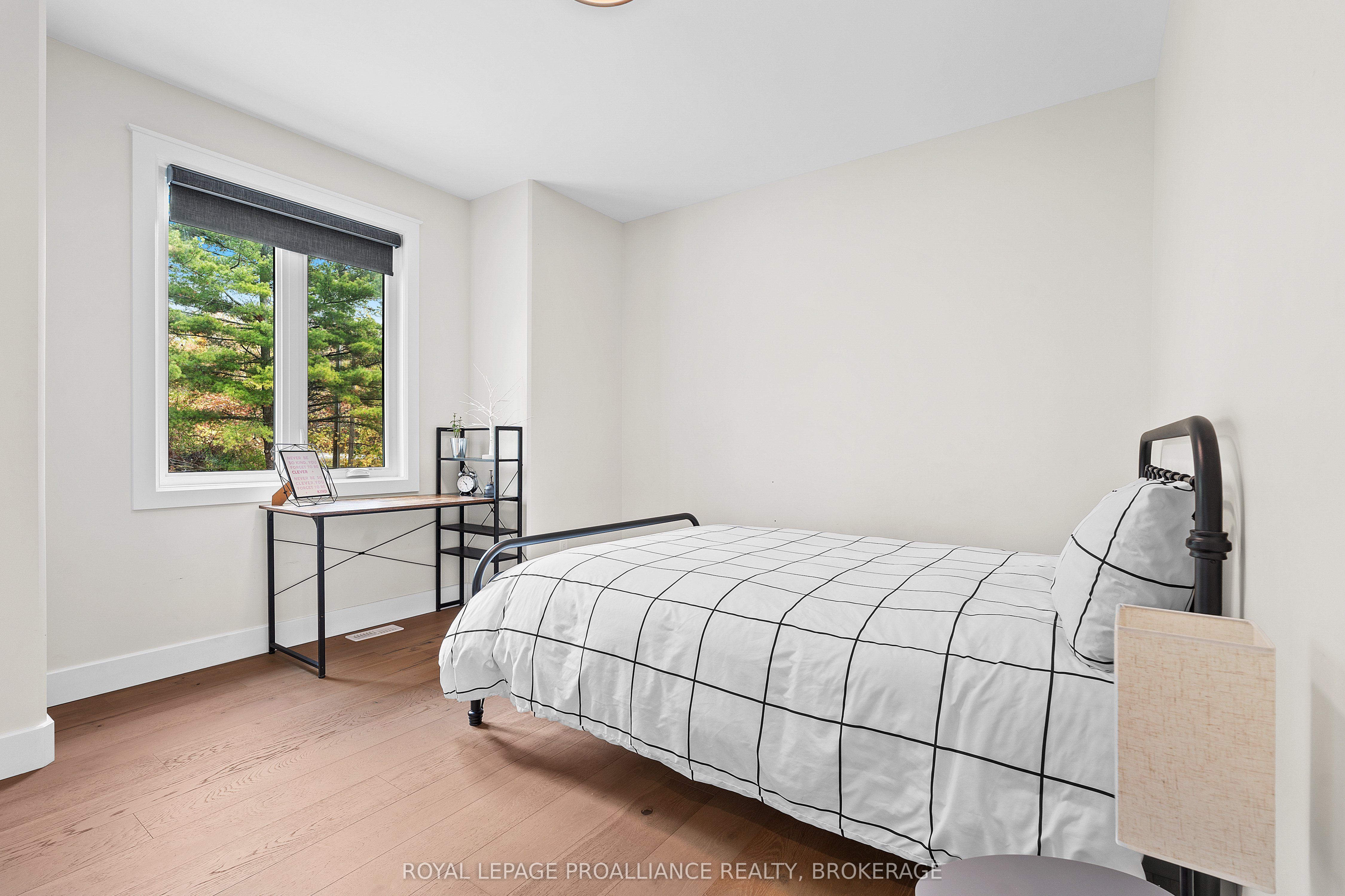 1888 Sunbury Road Property Photo 26