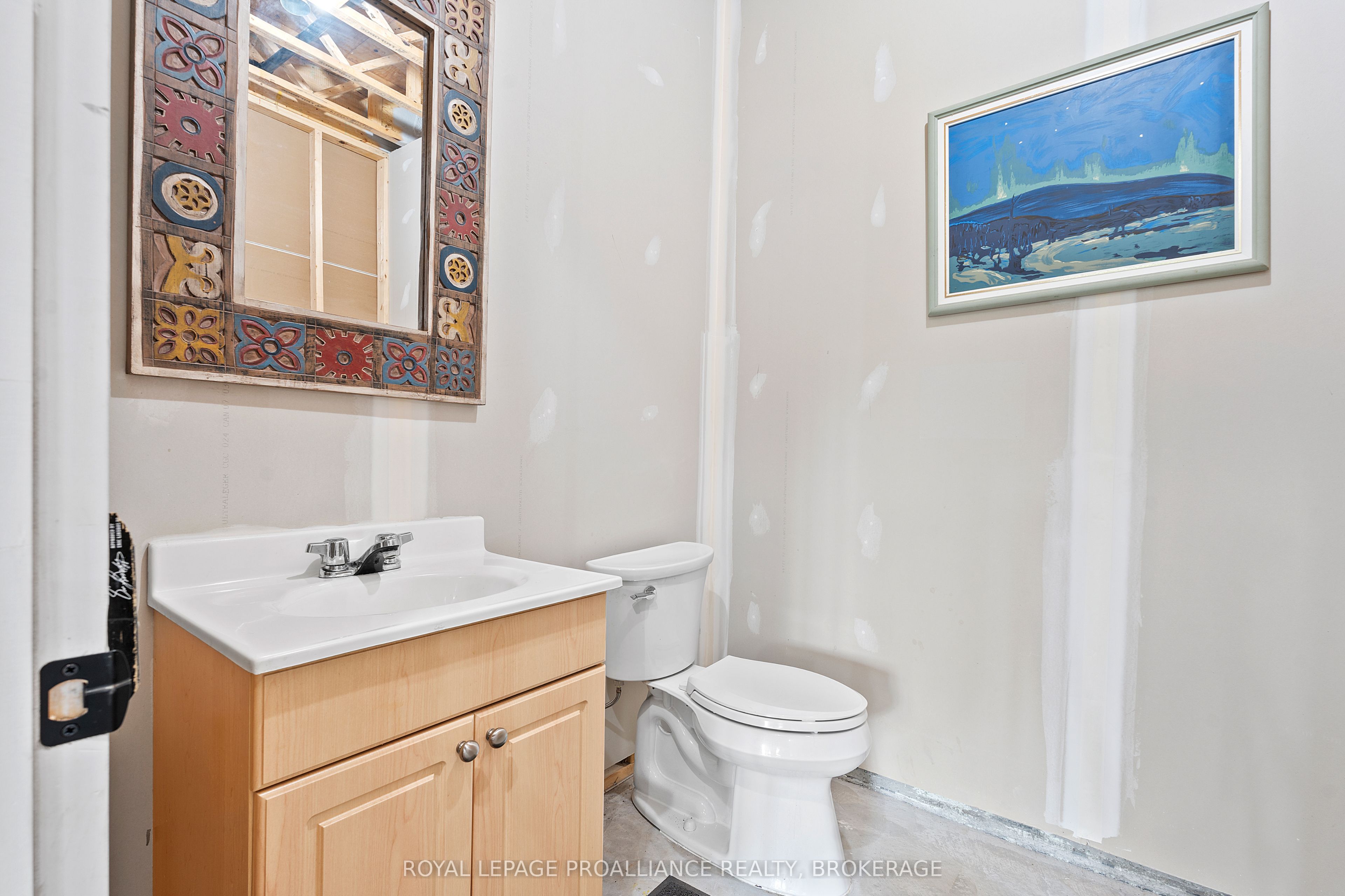 1888 Sunbury Road Property Photo 29