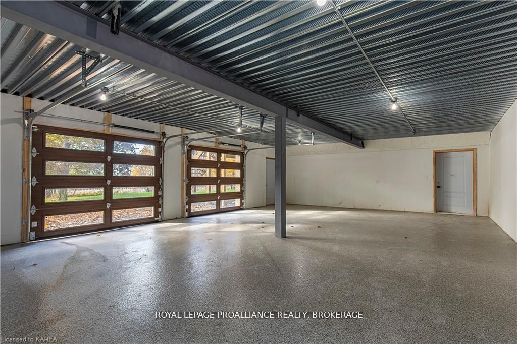 1888 Sunbury Road Property Photo 34