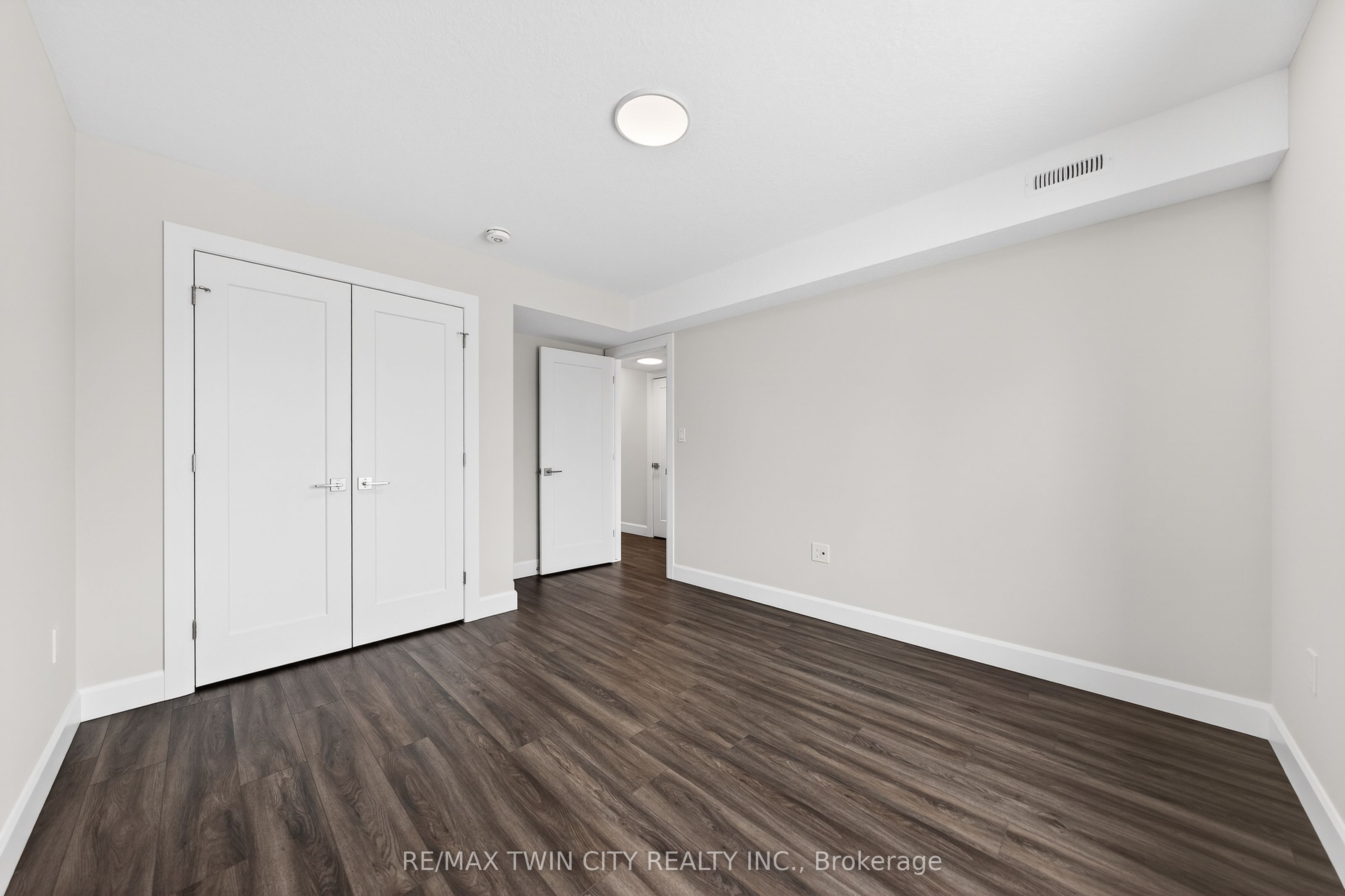 3202 Vivian Line 48 Property Photo 15