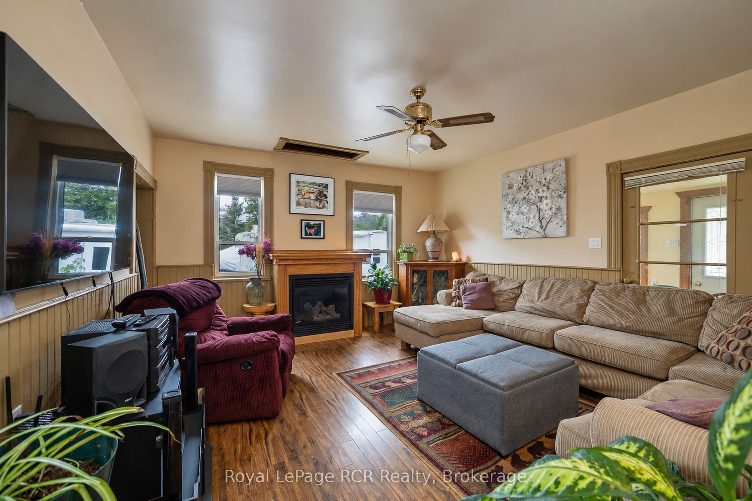 103 Scott Street Property Photo 13