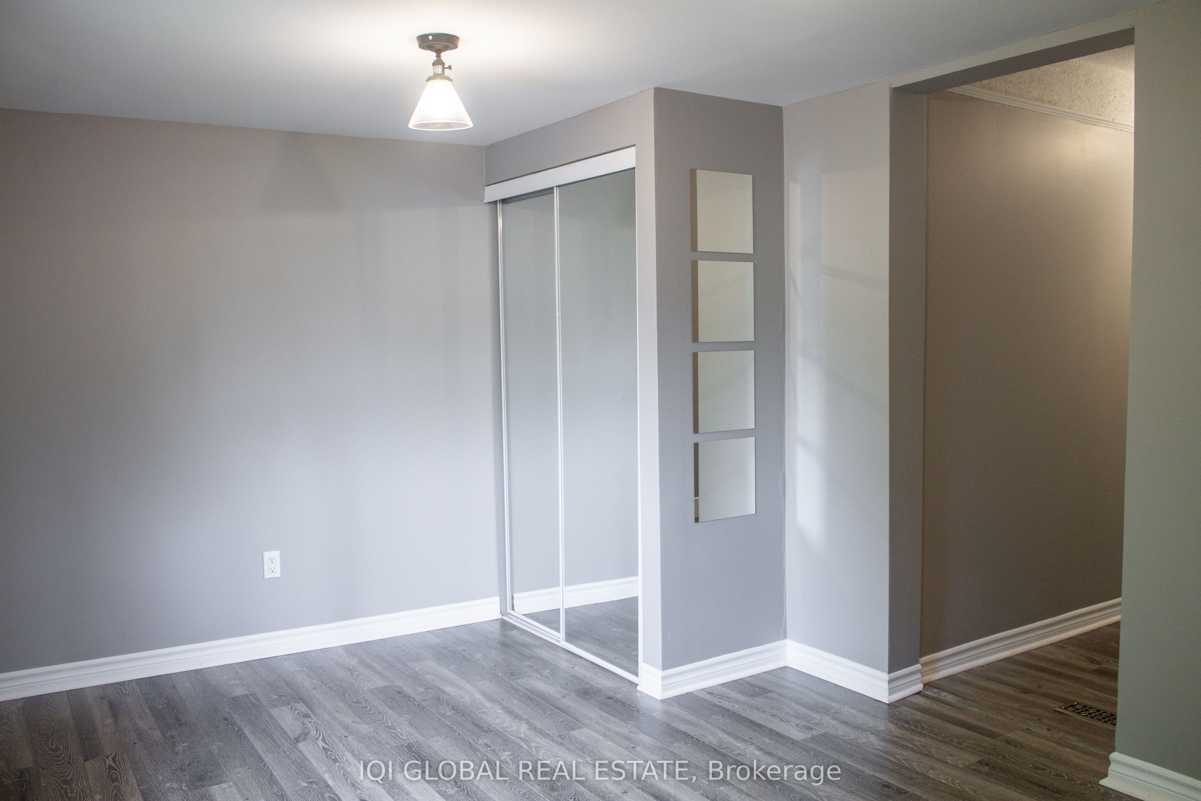 65 Holmes Avenue Property Photo 23