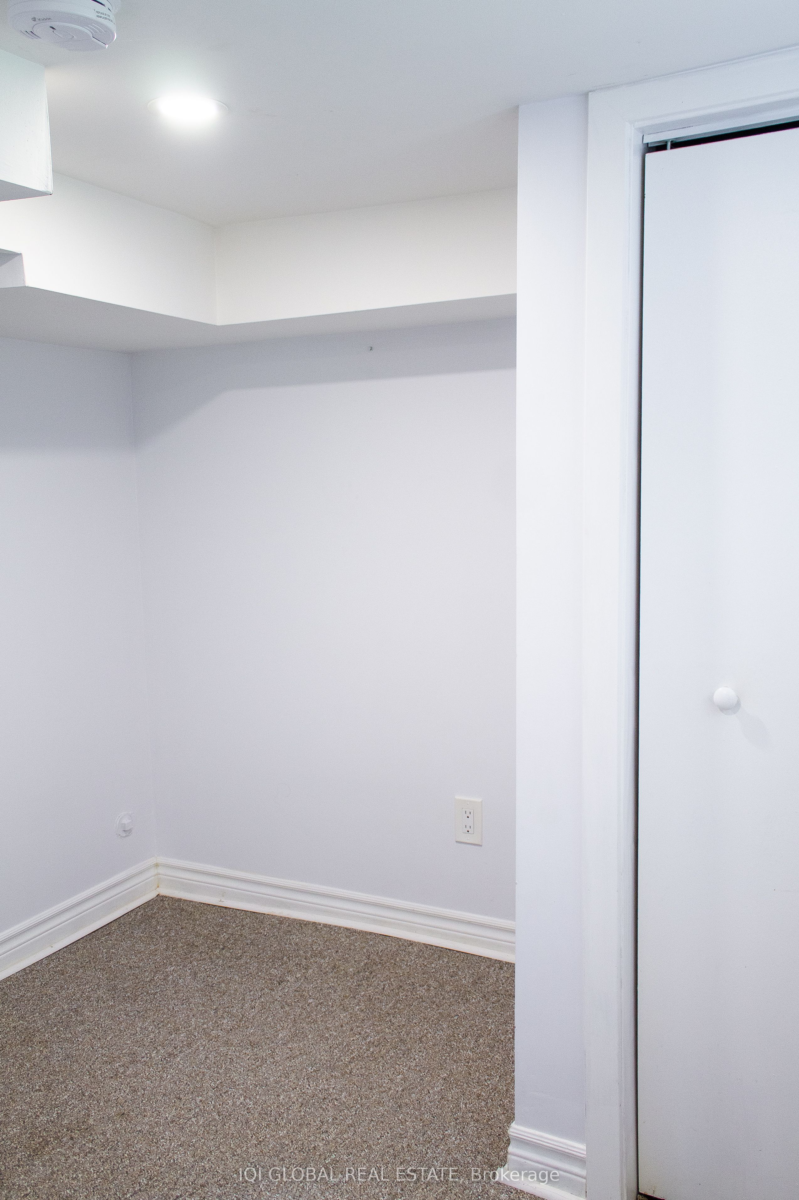 65 Holmes Avenue Property Photo 32