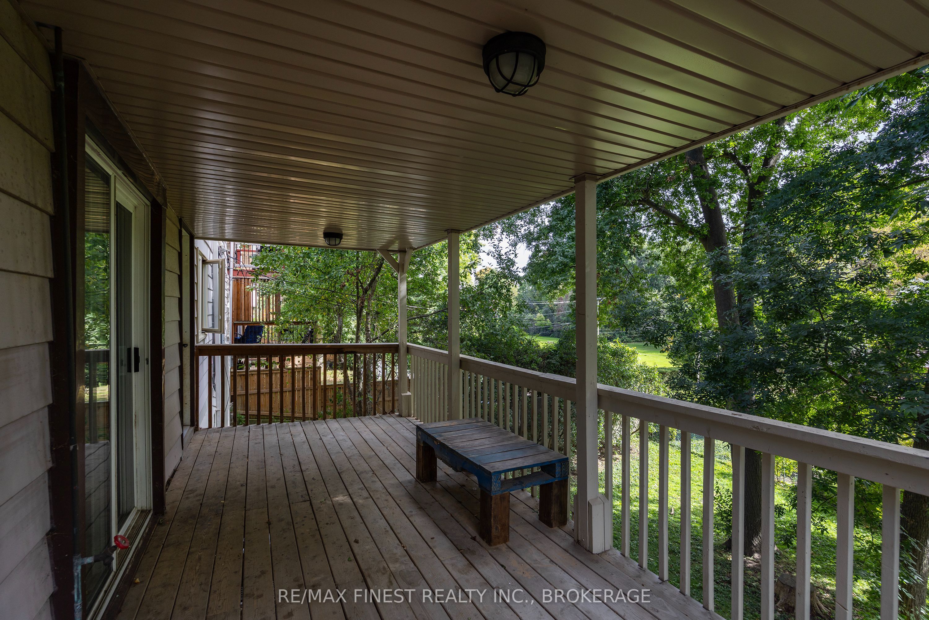 933 Mayfair Crescent Property Photo 46