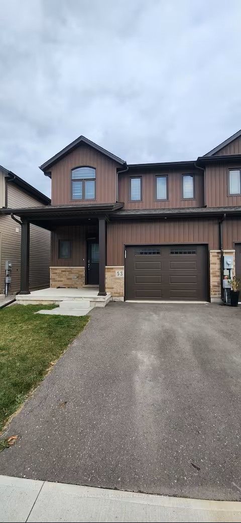 53 Lamb Crescent Property Photo 1