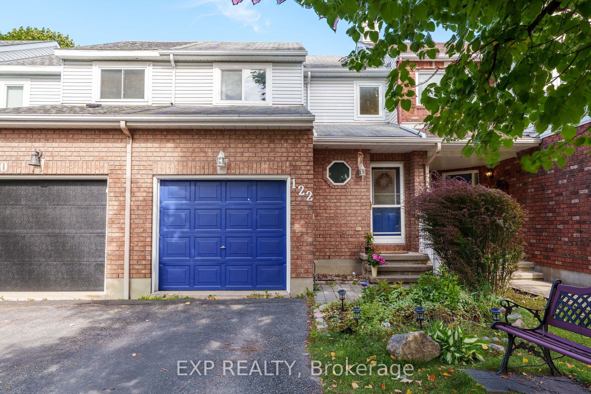 122 Markland Crescent Property Photo 1