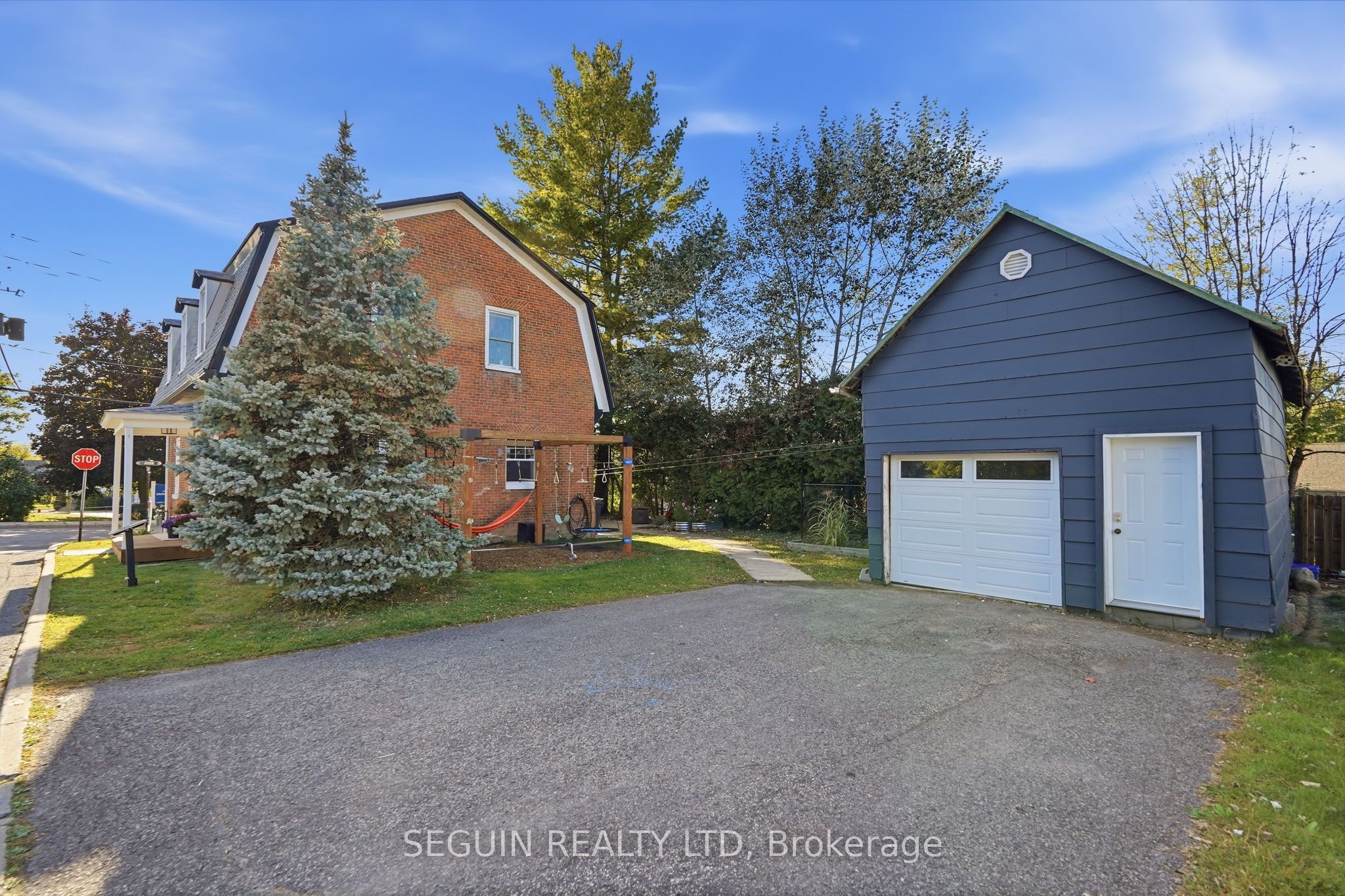 31 John Street Property Photo 6