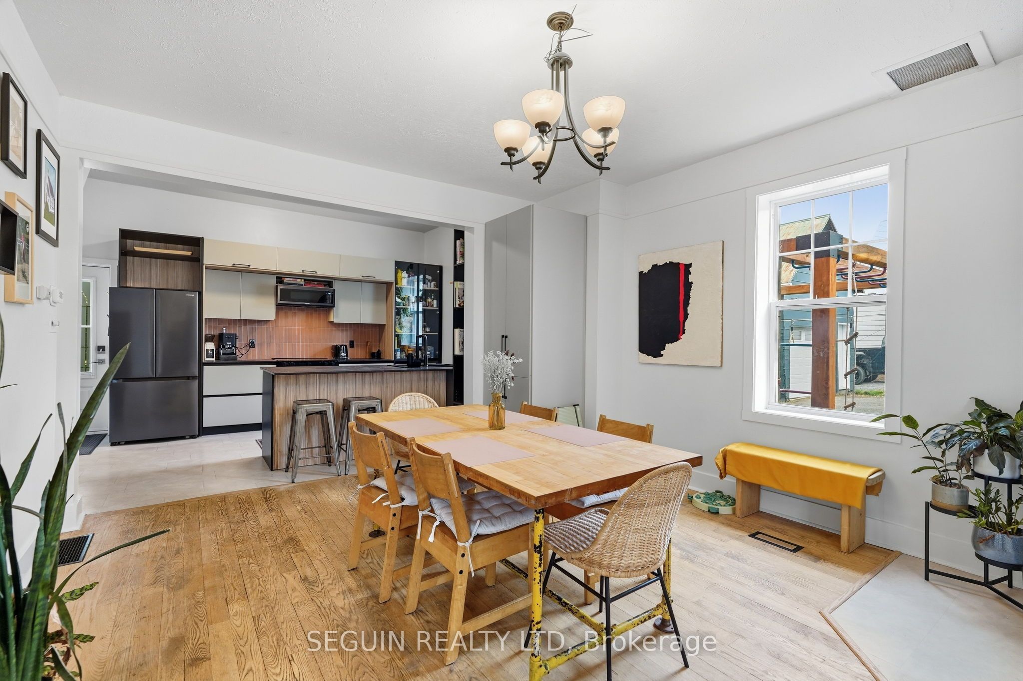 31 John Street Property Photo 12