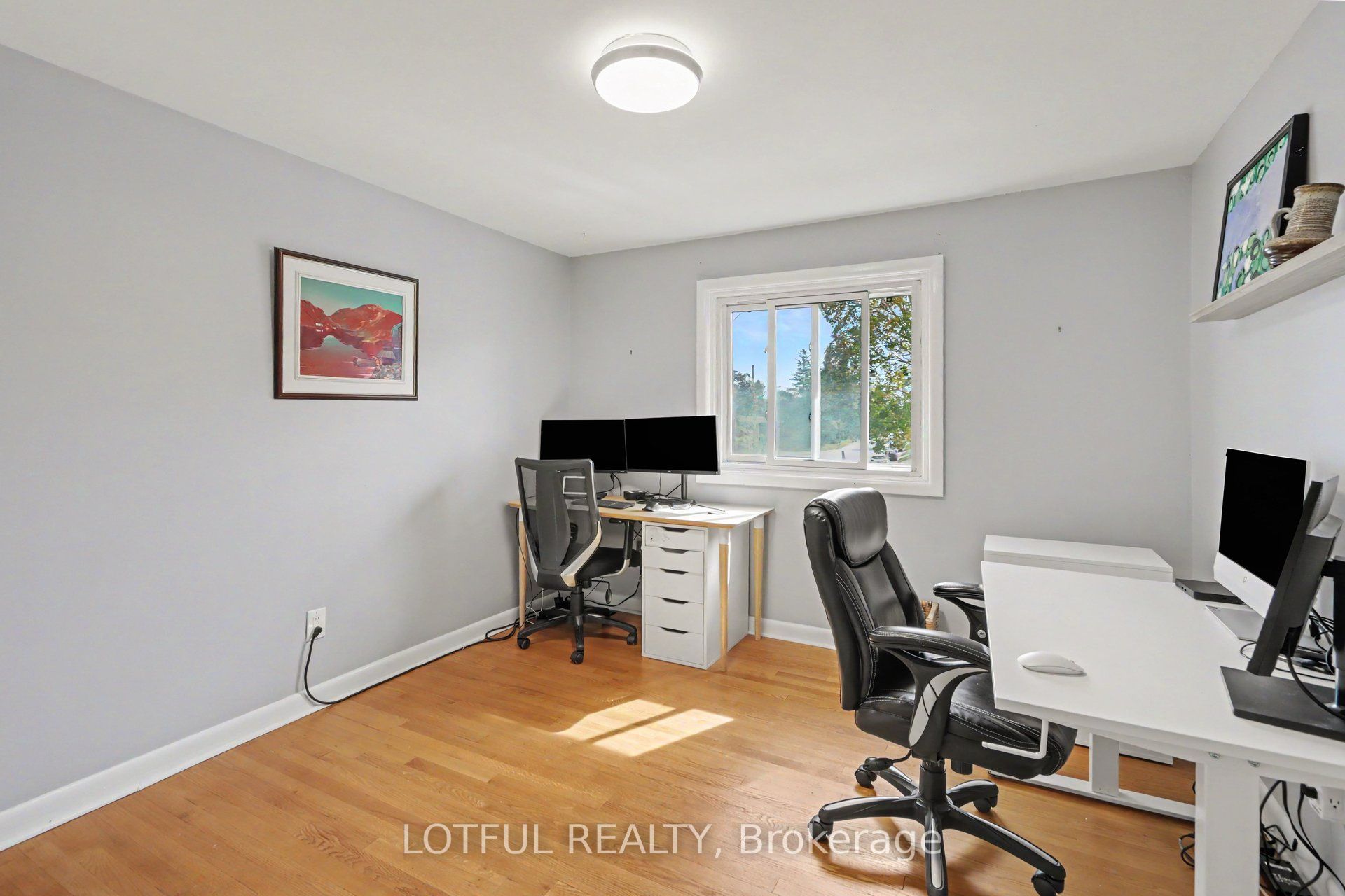 2226 Saunderson Drive Property Photo 19