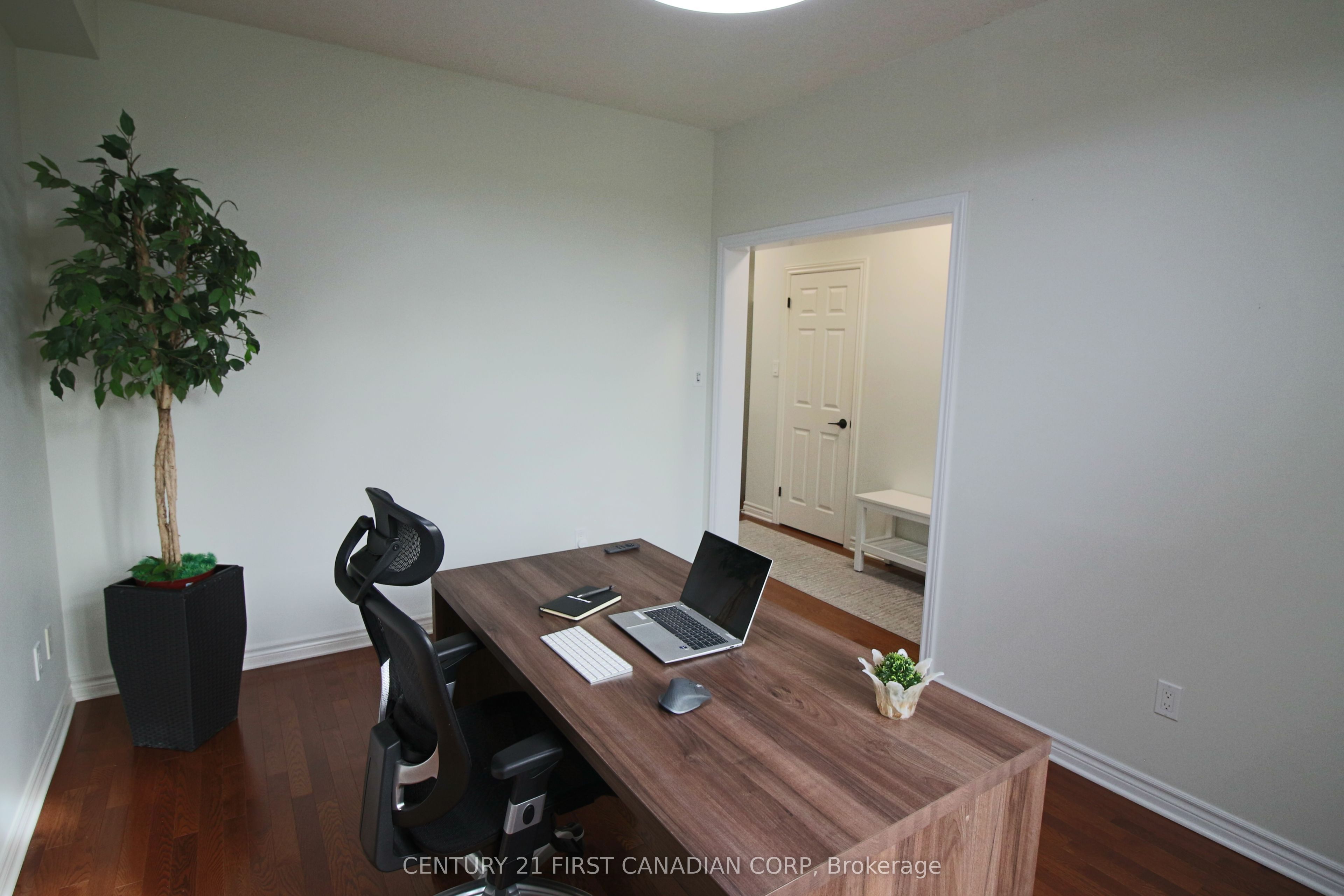 458 Blue Jay Drive 6 Property Photo 17
