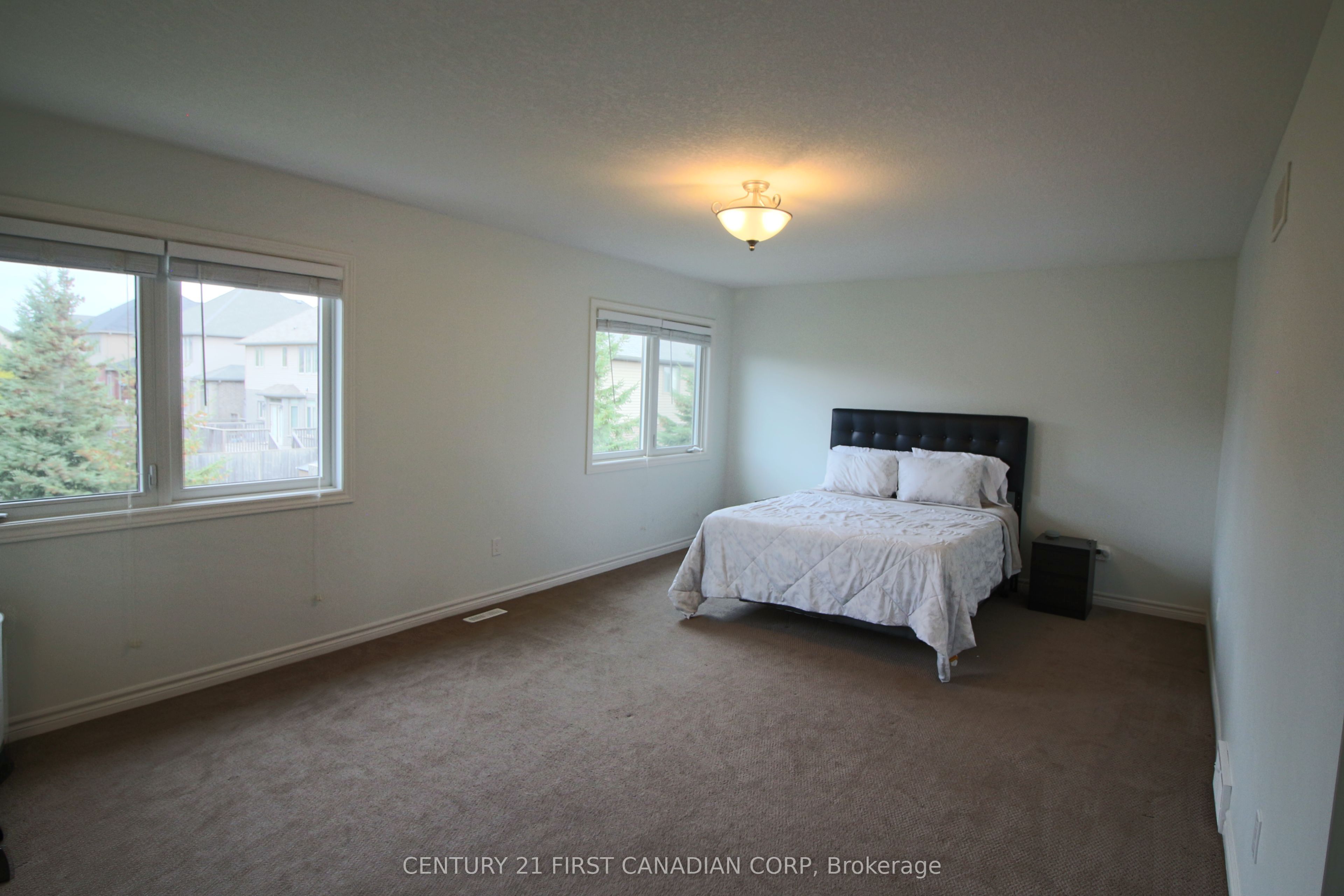 458 Blue Jay Drive 6 Property Photo 31