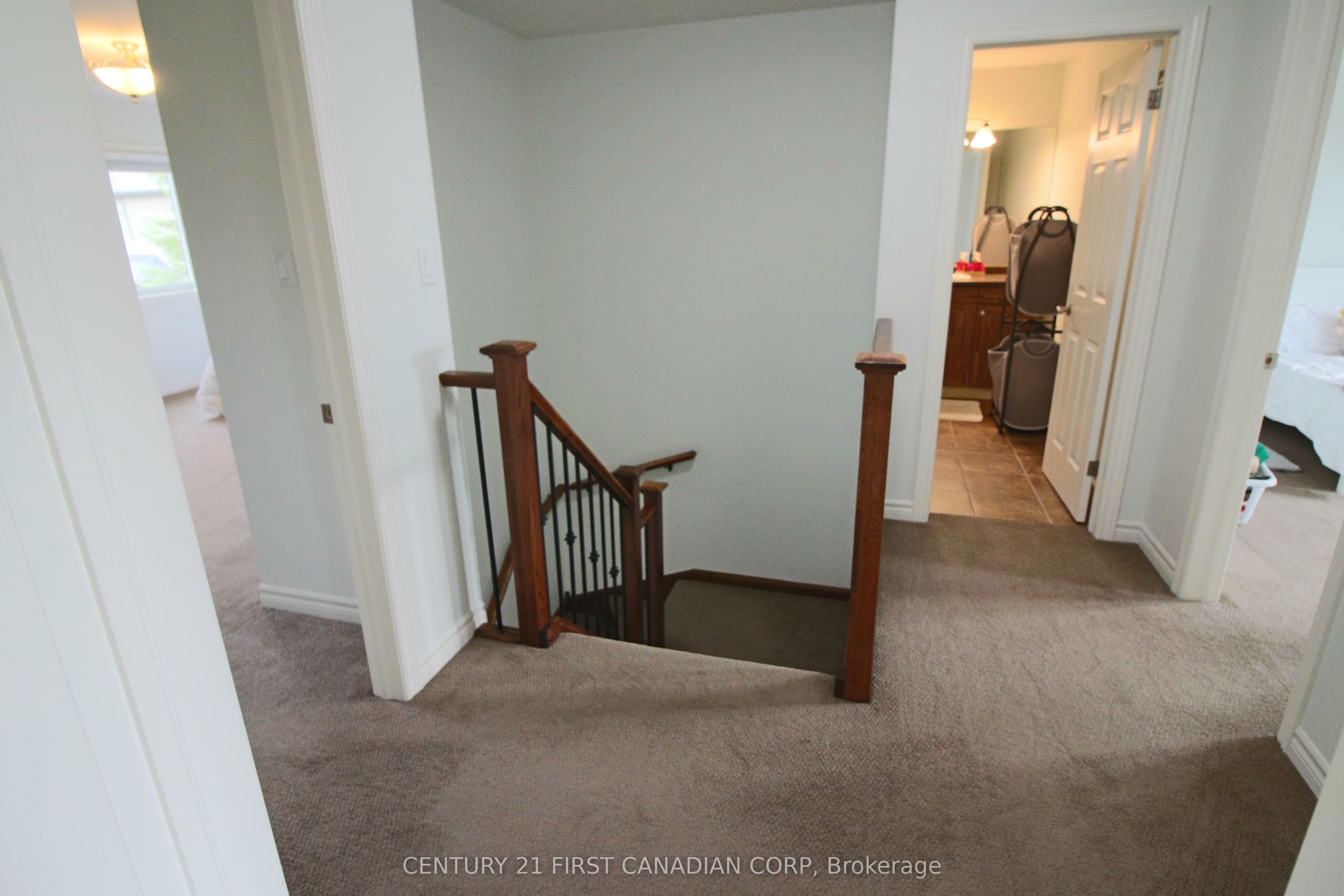 458 Blue Jay Drive 6 Property Photo 37