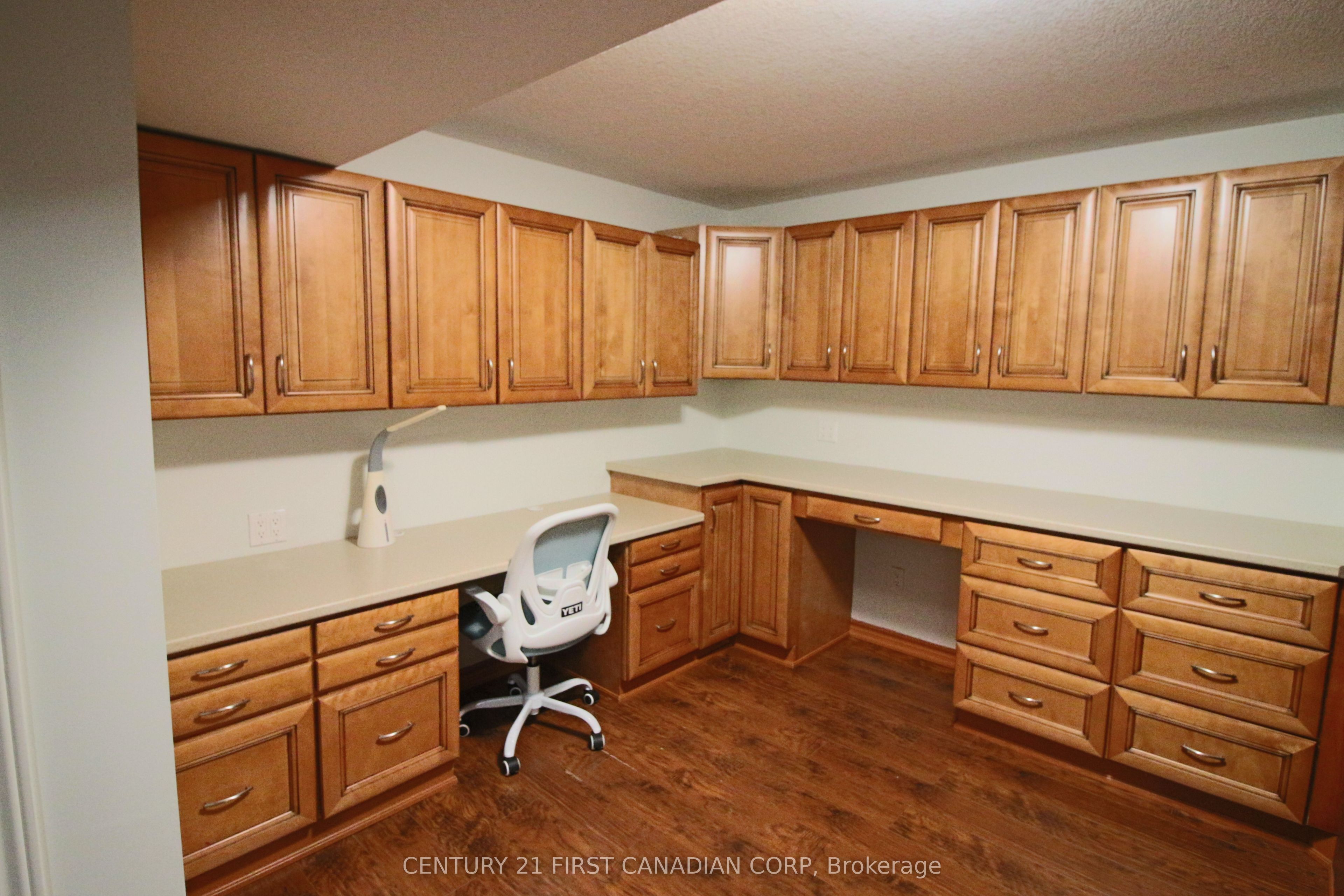 458 Blue Jay Drive 6 Property Photo 40
