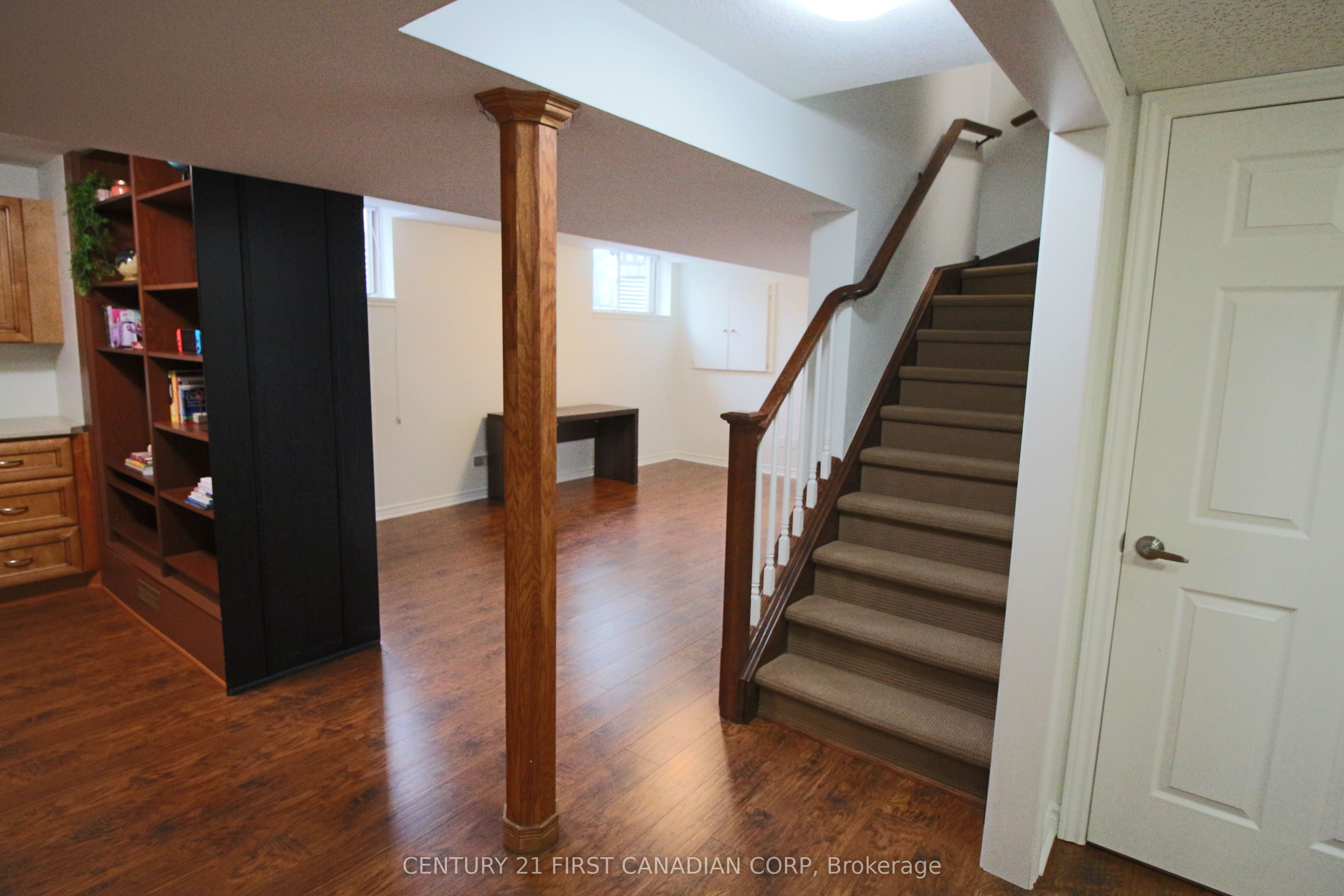 458 Blue Jay Drive 6 Property Photo 45