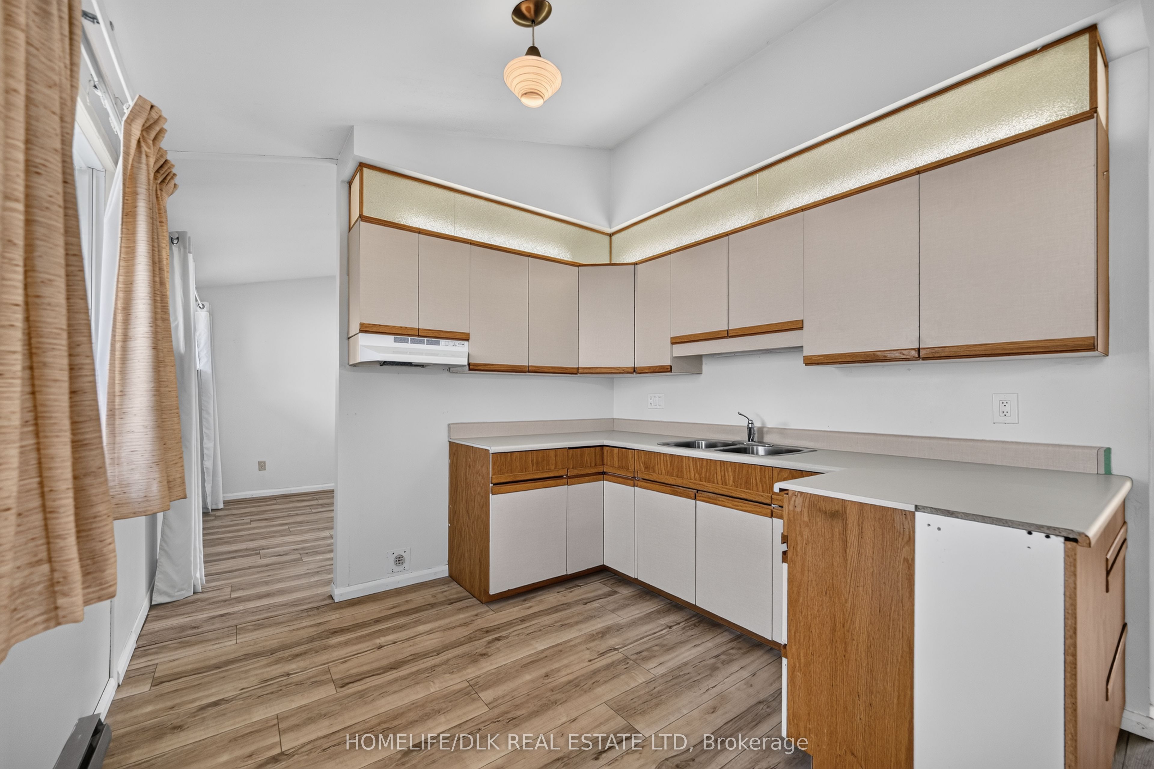 961 Massie Drive W Property Photo 17