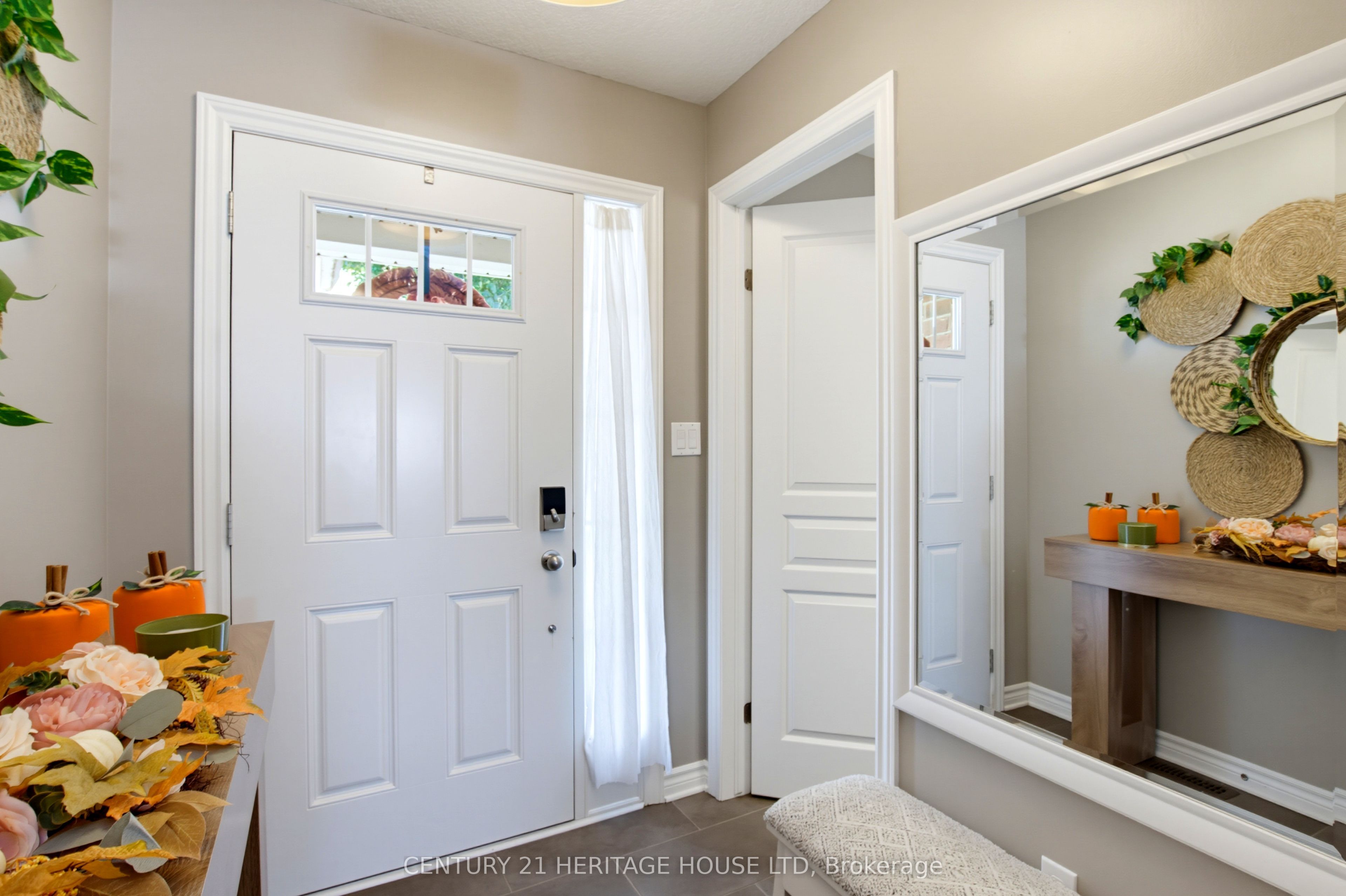 193 Tarry Parkway Property Photo 4