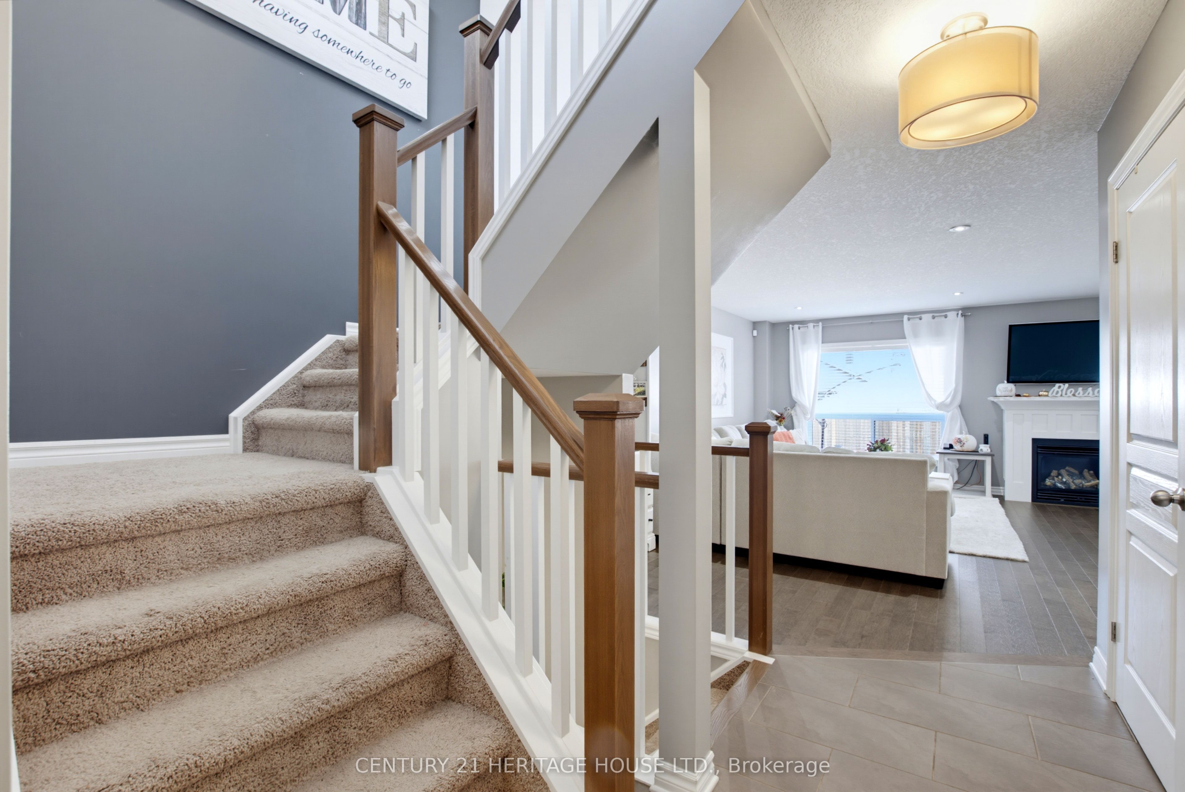 193 Tarry Parkway Property Photo 8